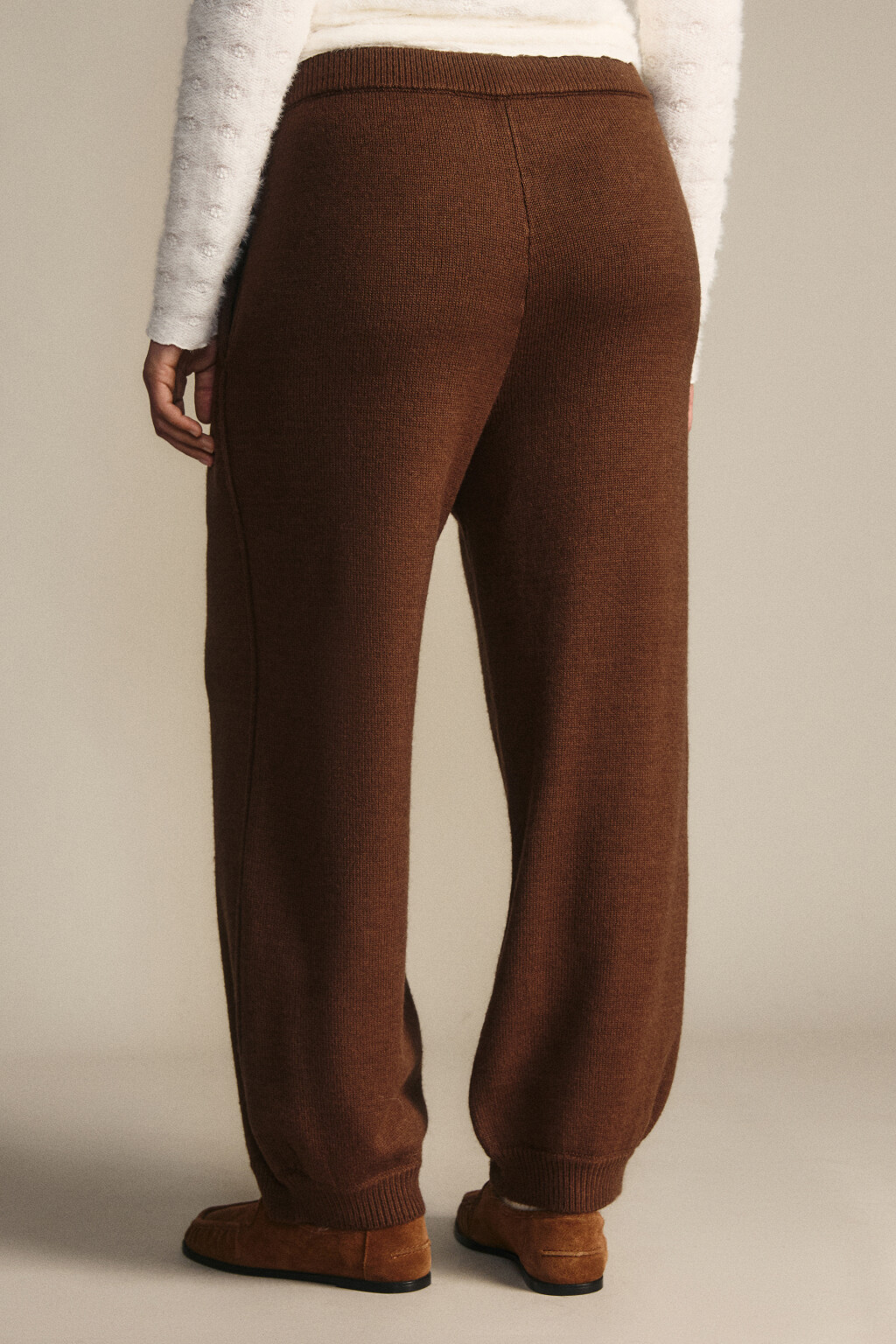 Брюки-джоггеры из вязаного трикотажа - цвет коричневый - 3