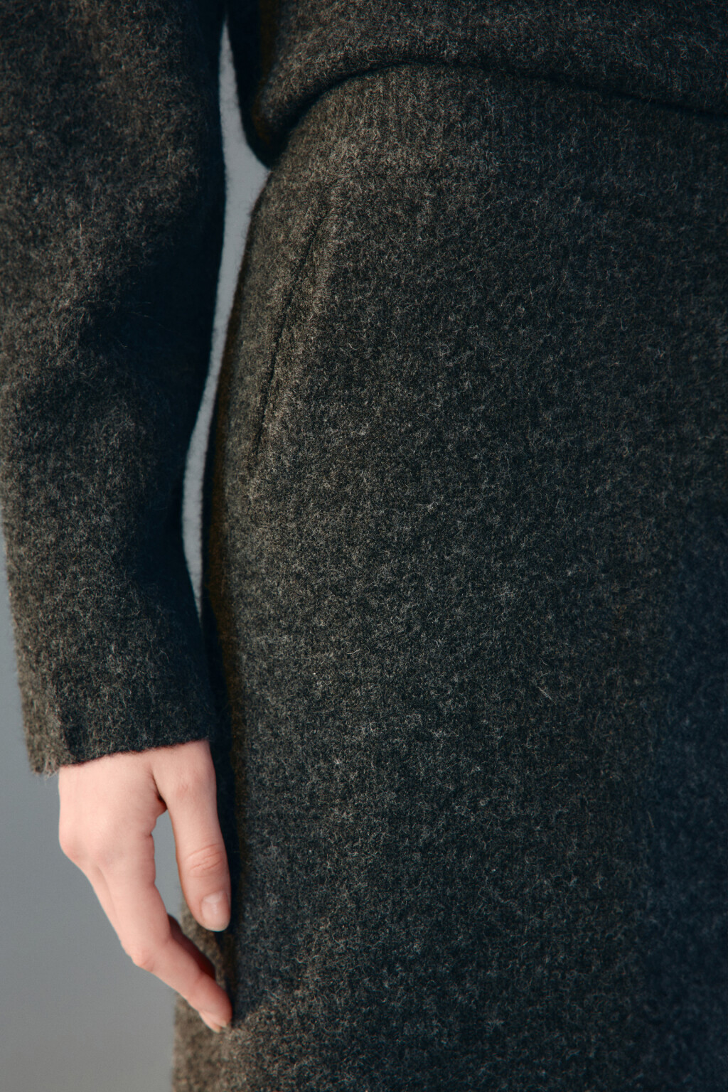 Брюки-бананы из вязаного трикотажа - цвет серый - 5