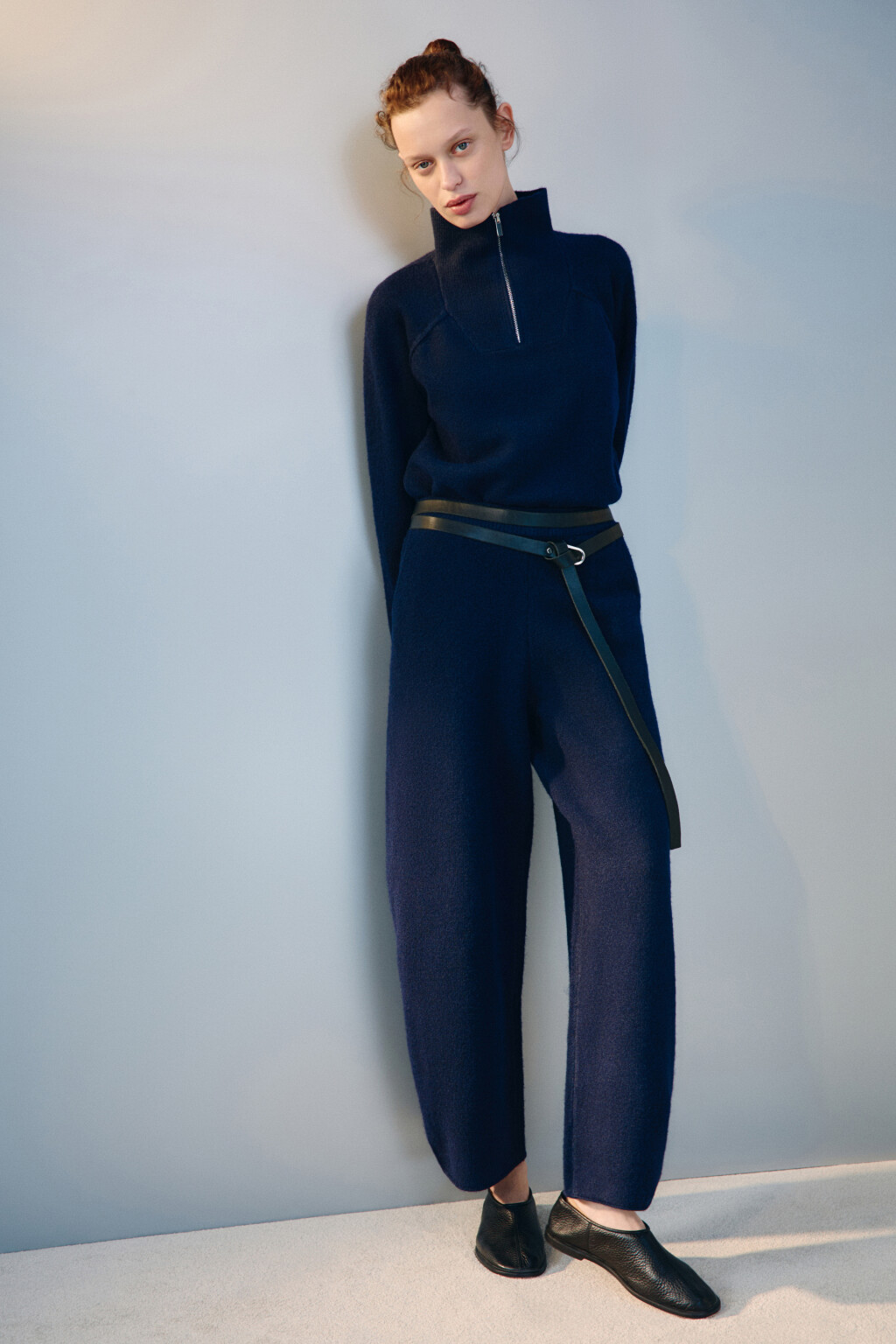 Брюки-бананы из вязаного трикотажа - цвет голубой - 1