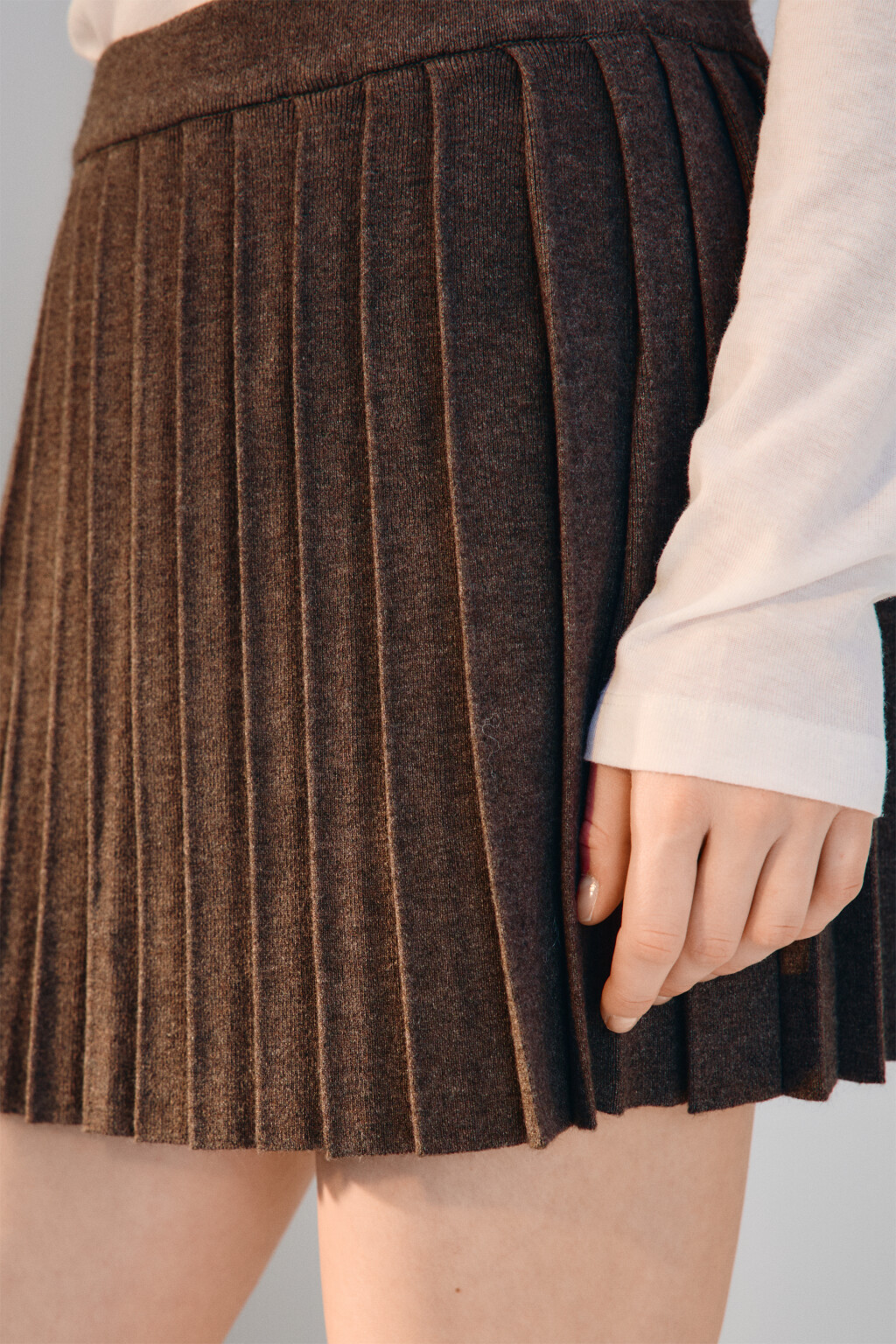 Юбка в складку из вязаного трикотажа - цвет коричневый - 7