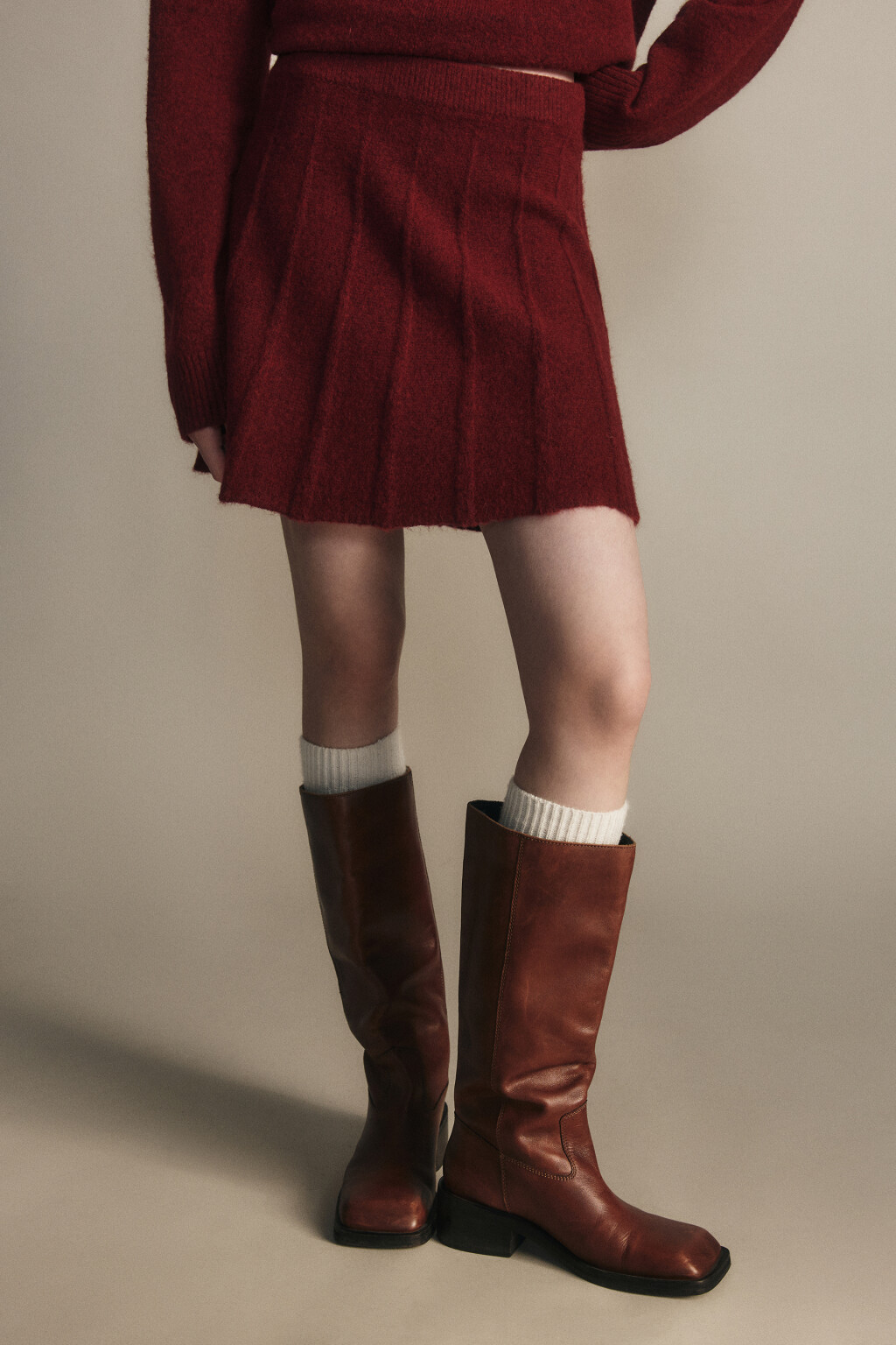 Юбка мини вязаная в складку - цвет бордовый - 2