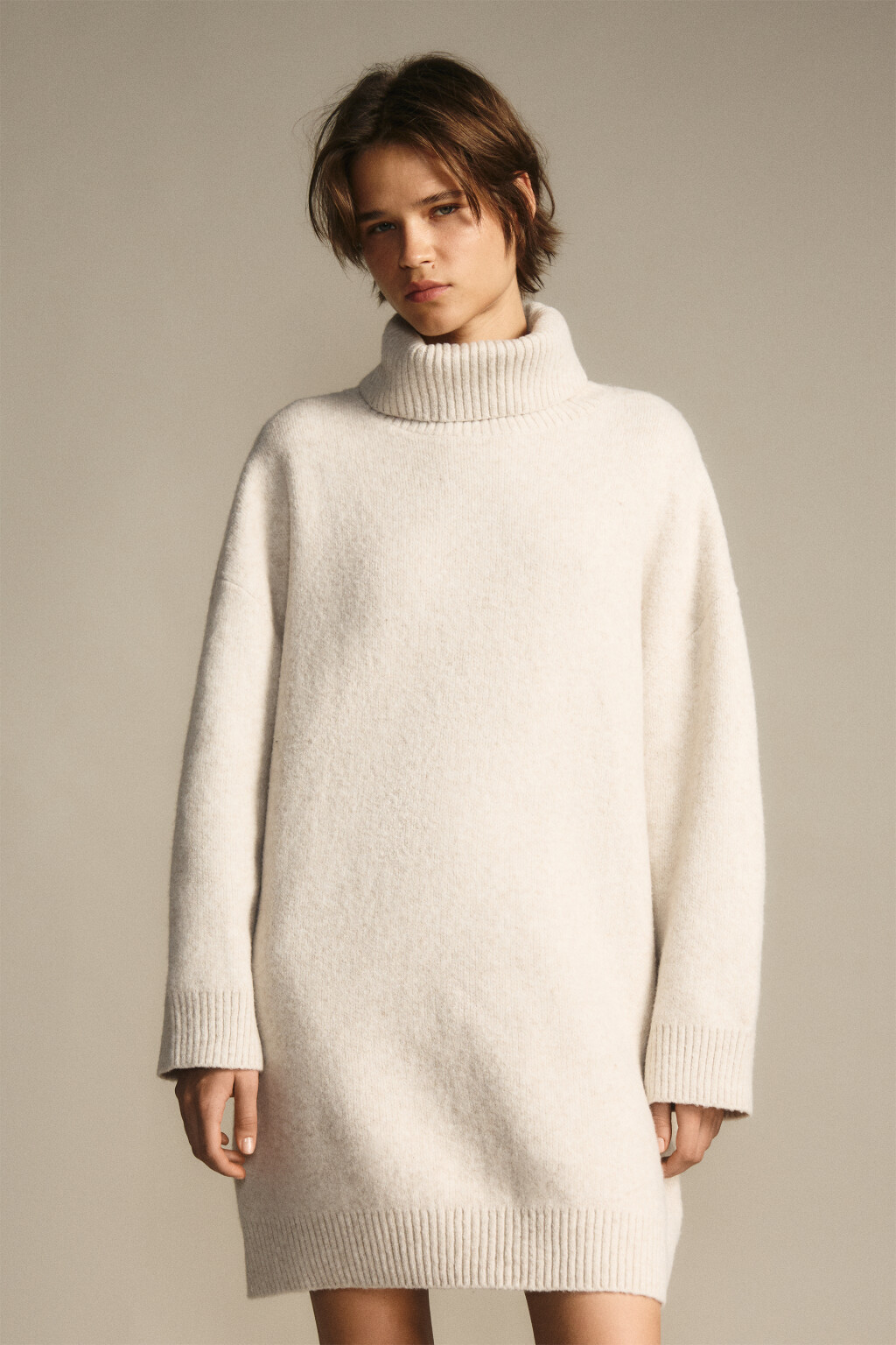 Платье-свитер с воротником в рубчик - цвет бежевый - 3