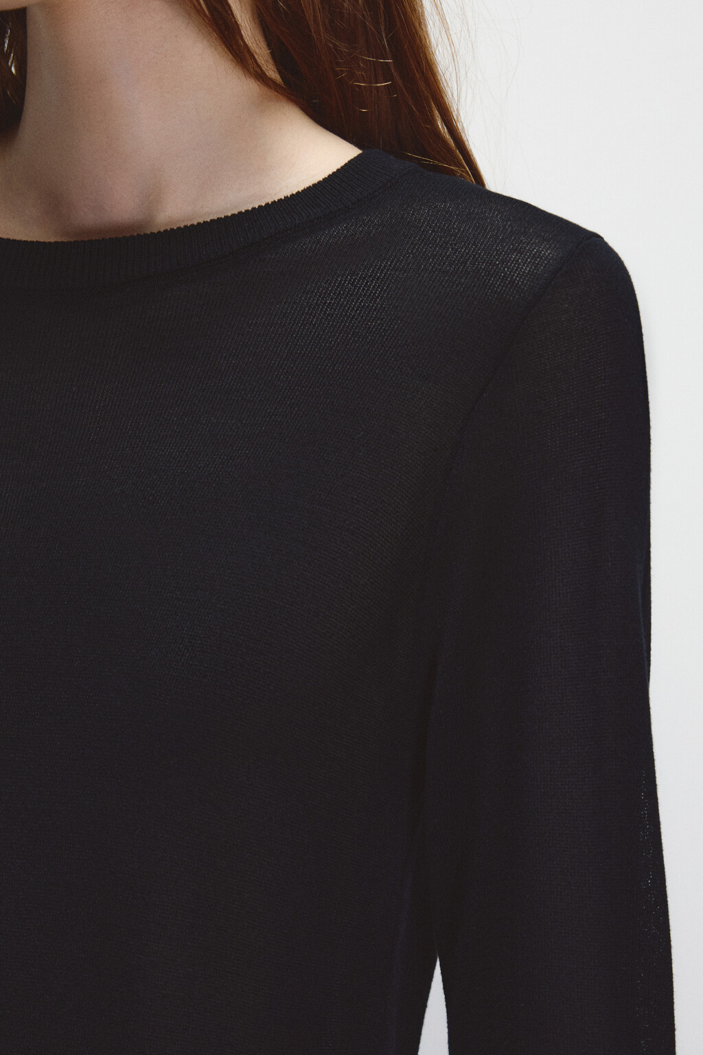 Платье миди вязаное с бахромой - цвет черный - 5