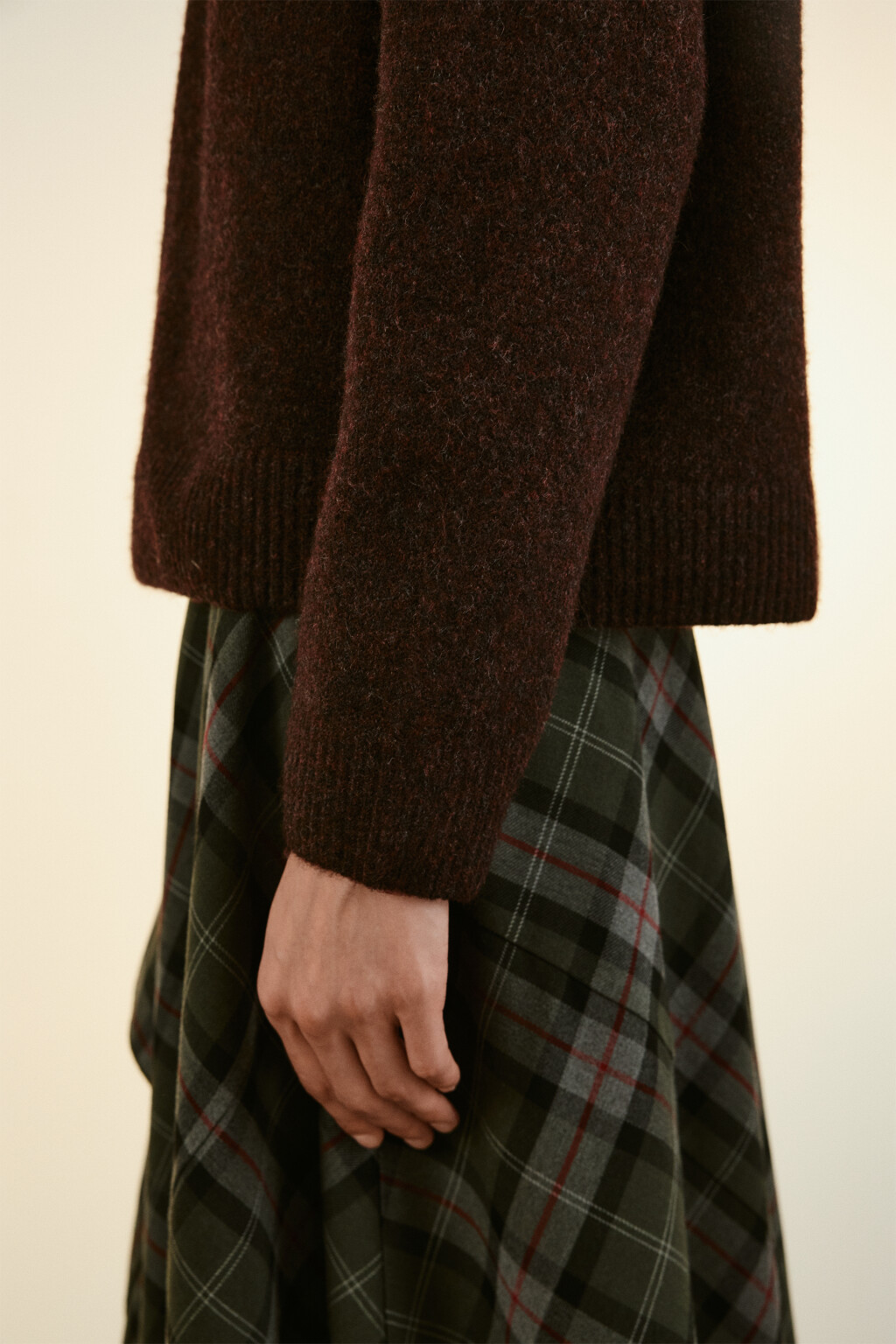 Свитер с застежкой на груди - цвет бордовый - 6