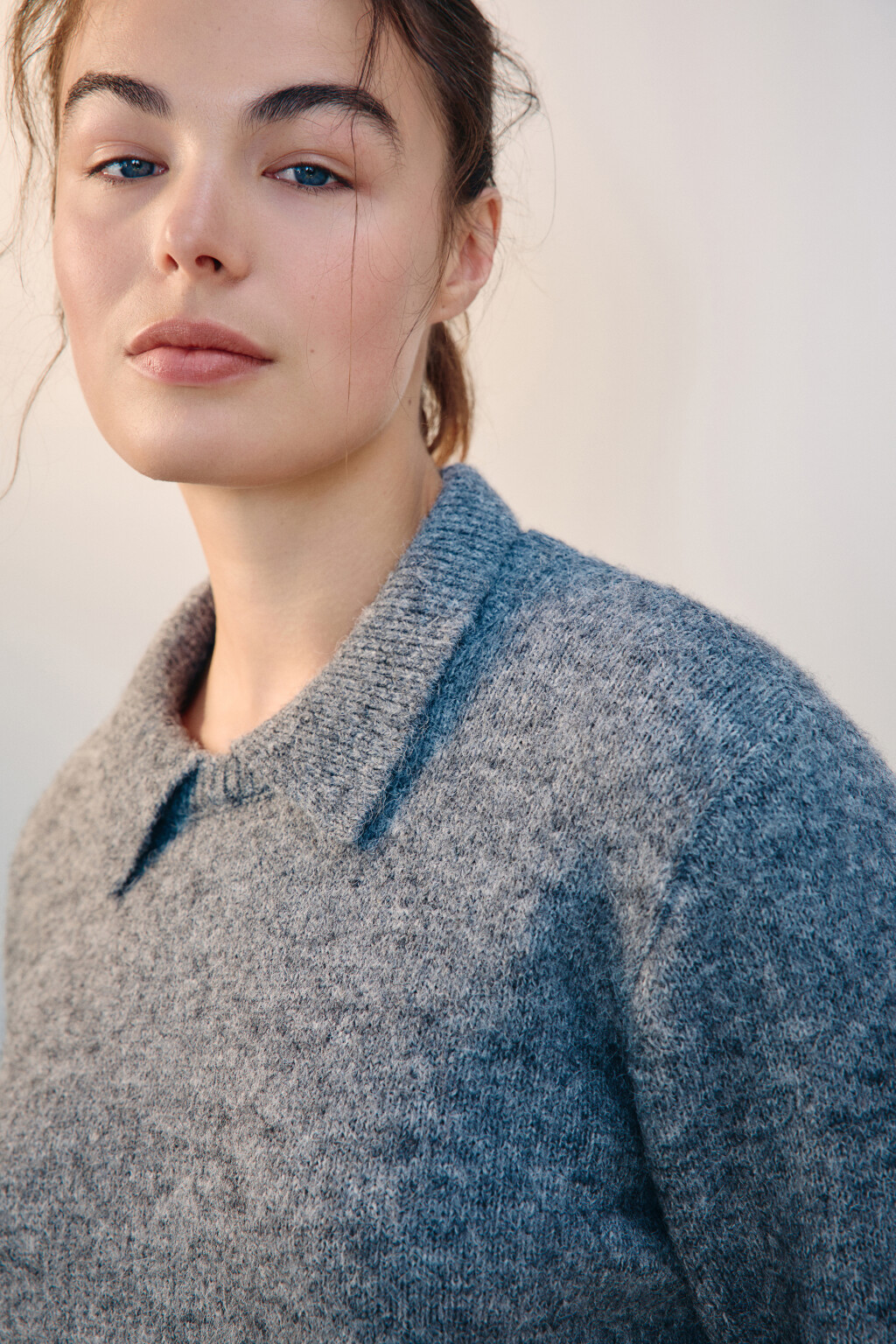 Джемпер шерстяной с отложным воротником - цвет серый - 7