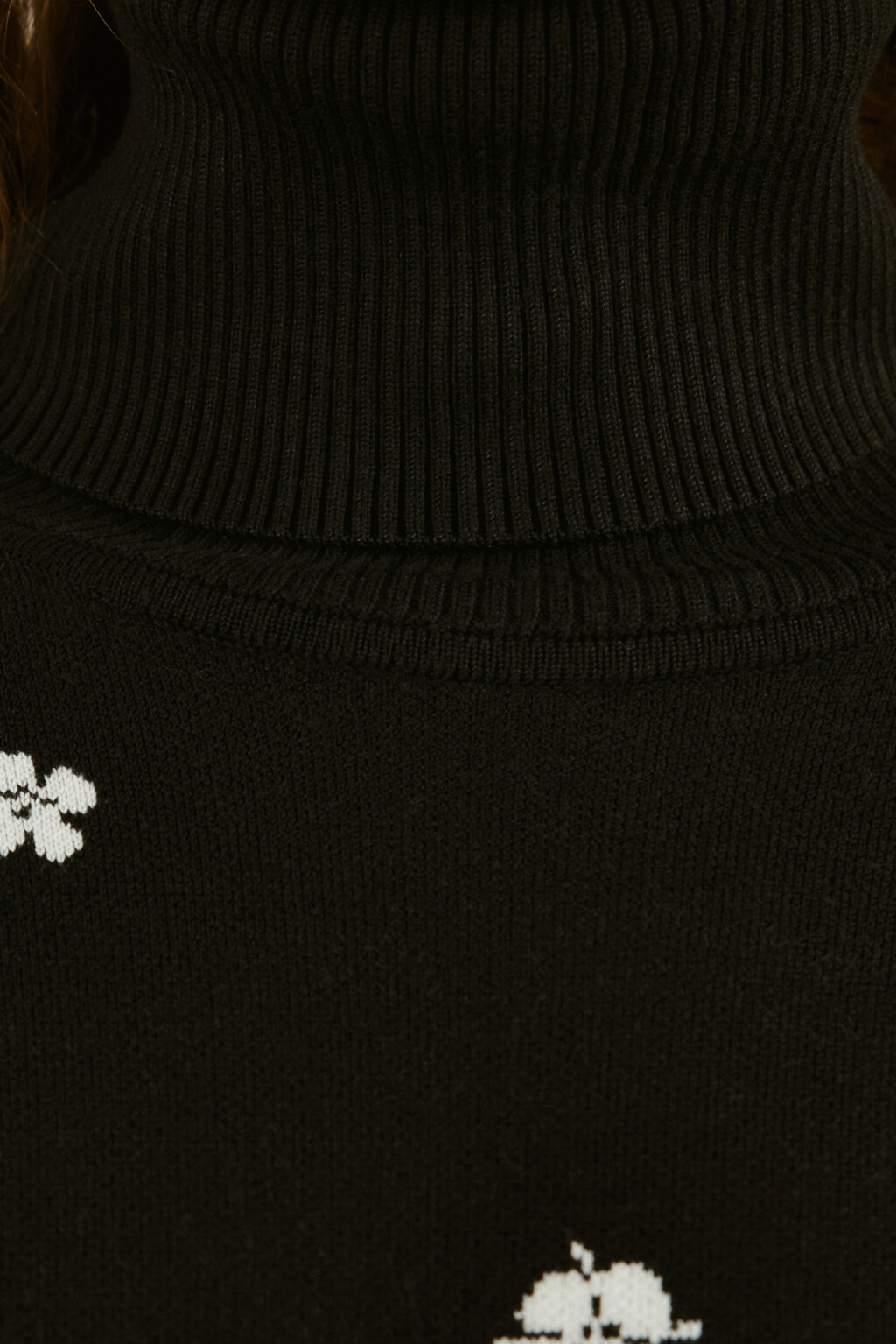 Свитер жаккардовый с принтом - цвет черный - 6
