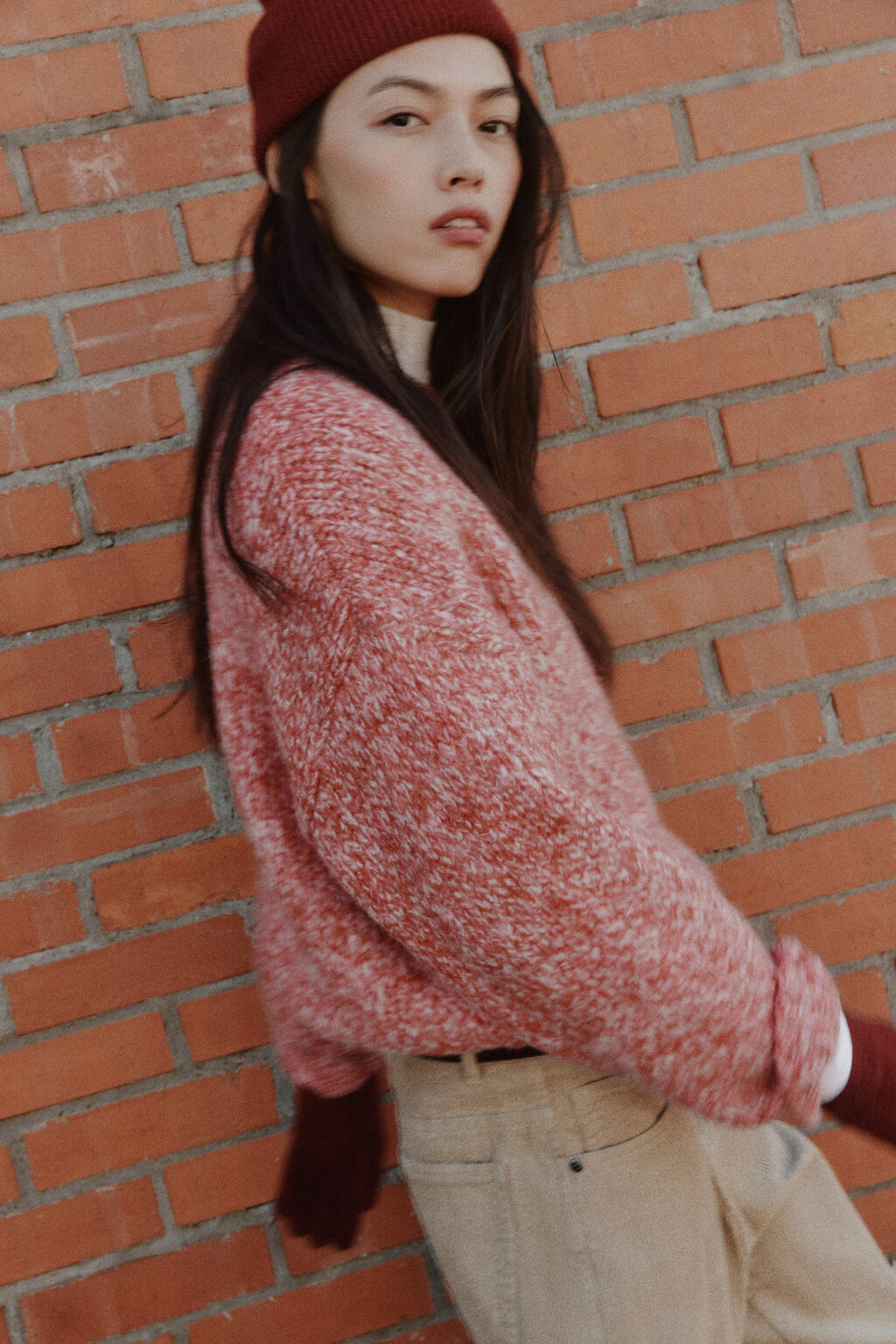 Джемпер теплый вязаный с шерстью - цвет красный - 2