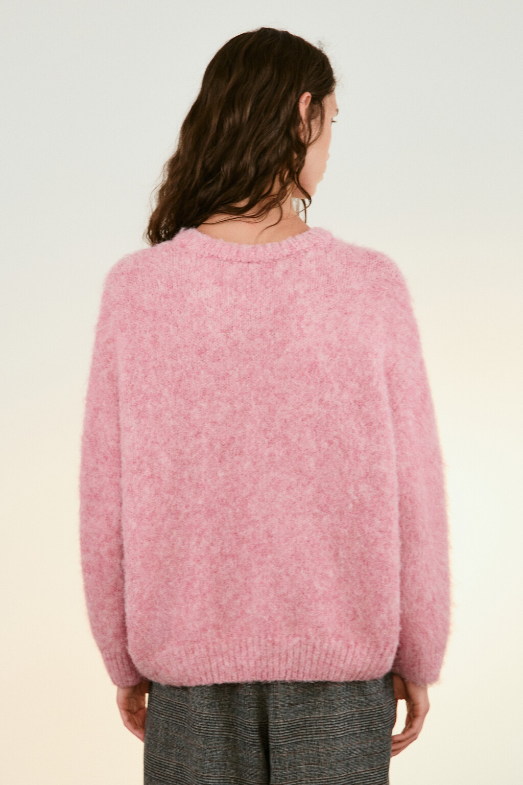 Джемпер вязаный пушистый с шерстью - цвет розовый - 3