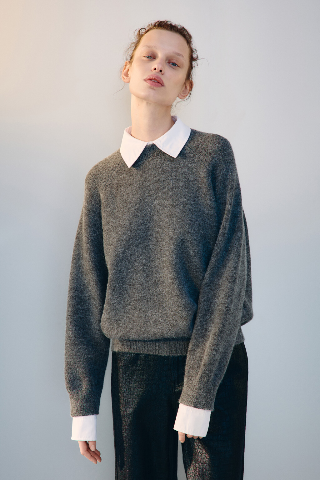 Джемпер вязаный со съемным воротником - цвет серый - 2