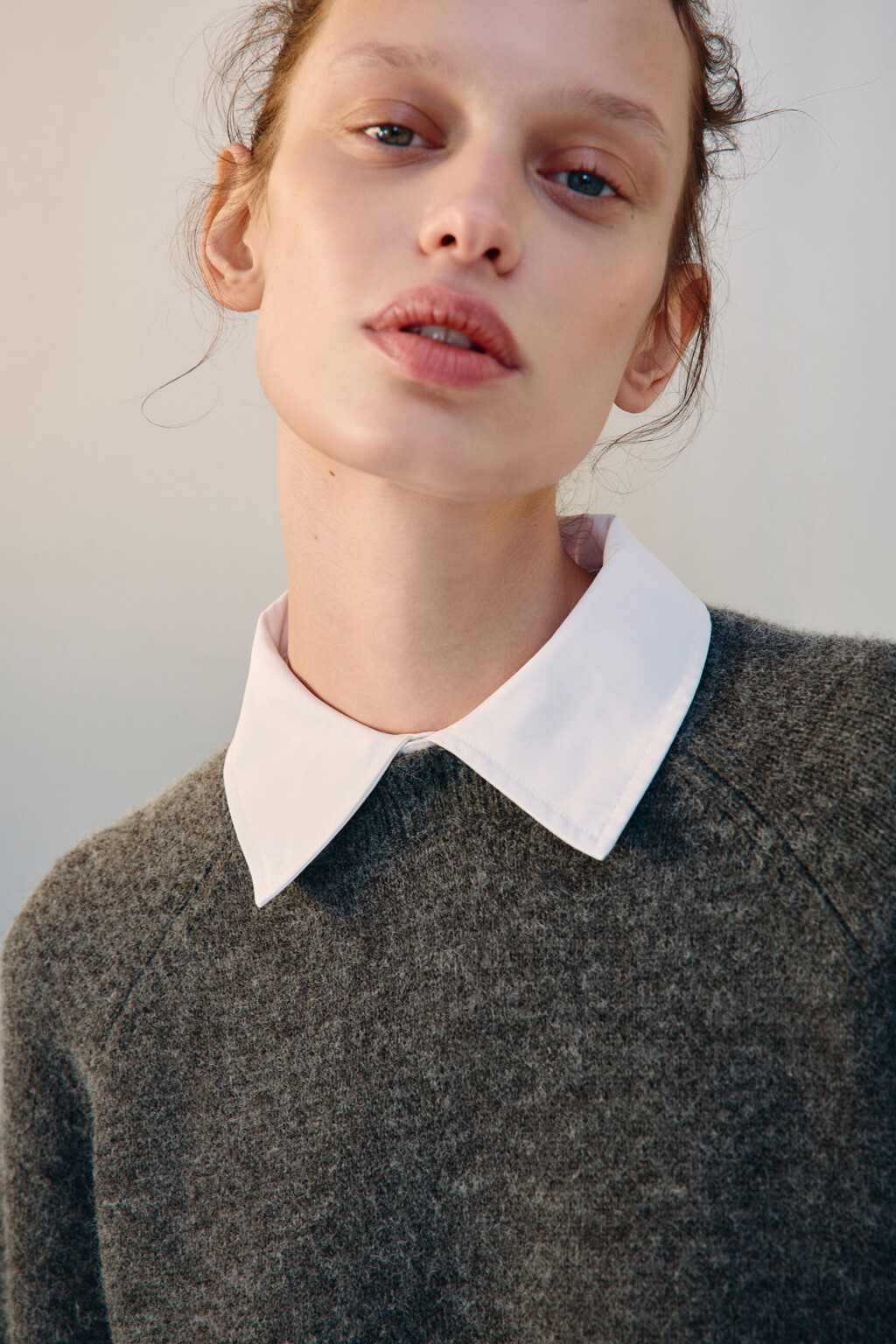 Джемпер вязаный со съемным воротником - цвет серый - 5