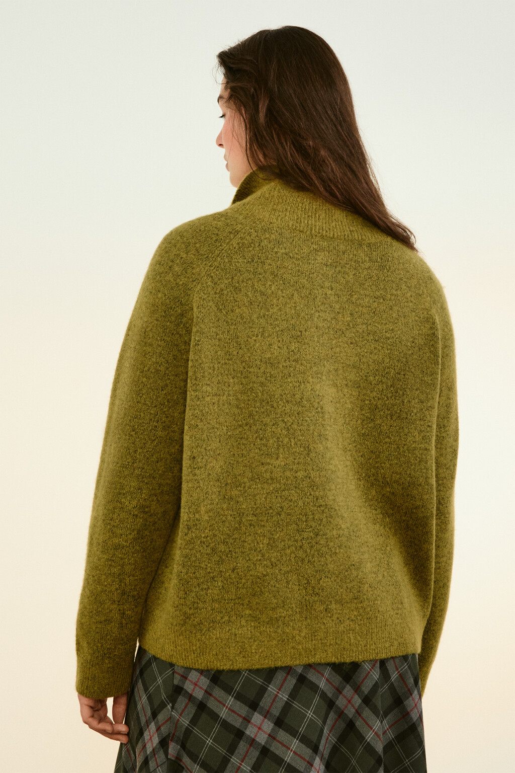 Джемпер шерстяной с воротником-стойкой - цвет зеленый - 3