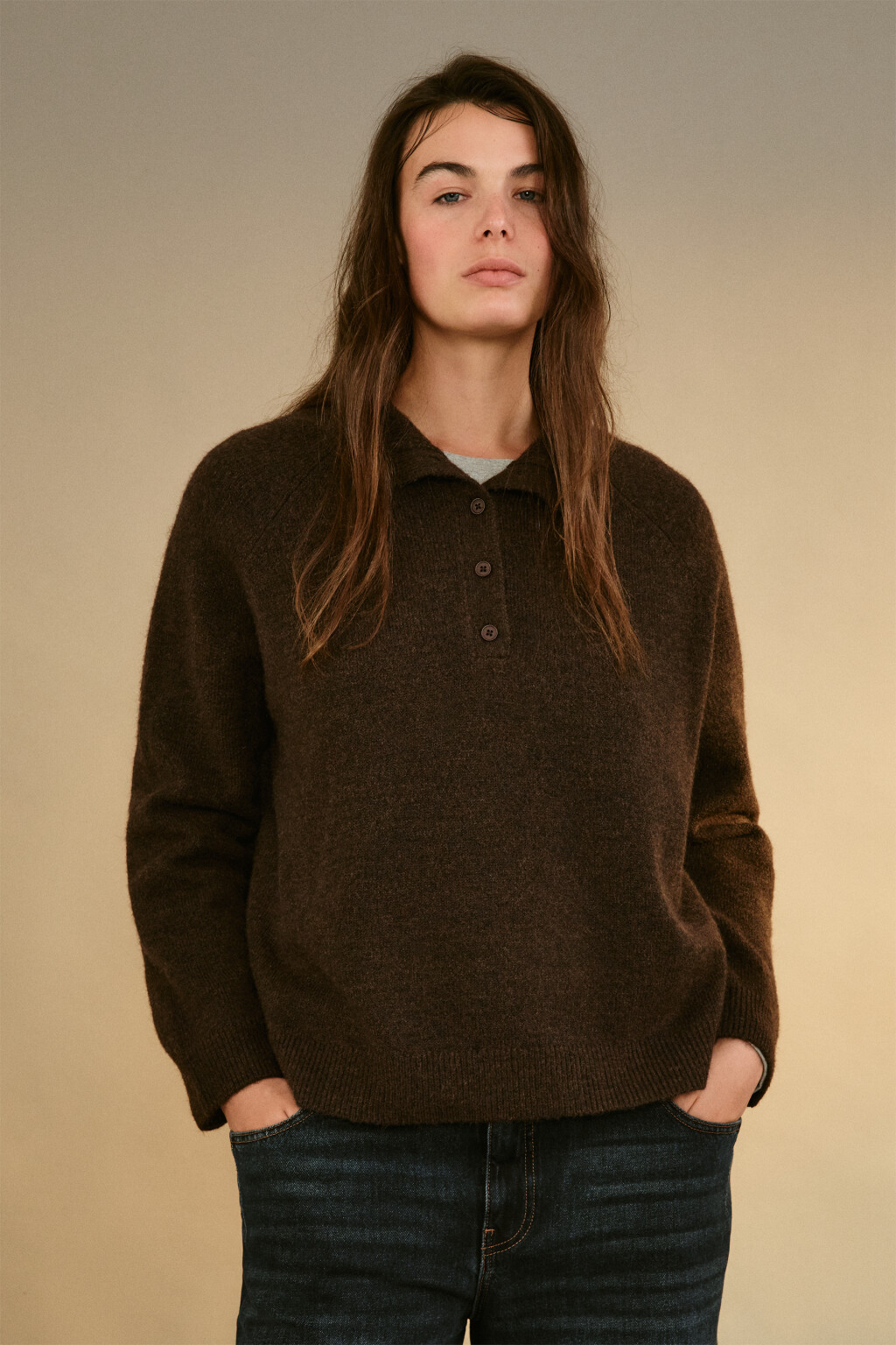 Джемпер шерстяной с воротником-стойкой - цвет коричневый - 3