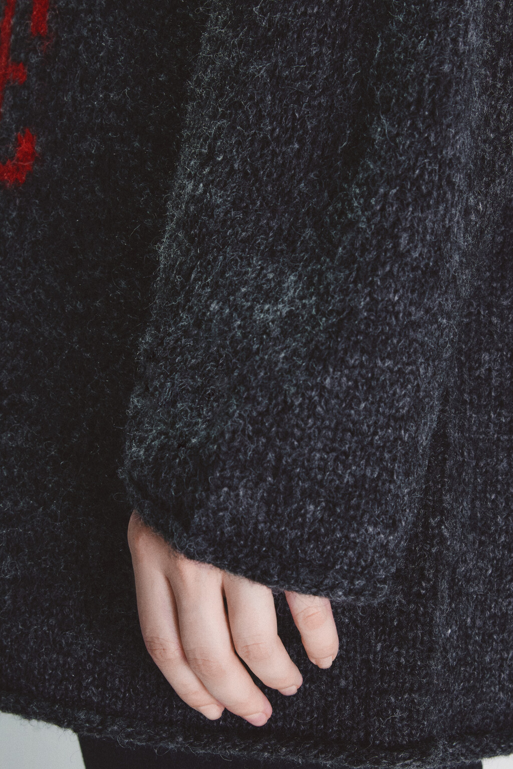 Джемпер вязаный с надписью - цвет серый - 6