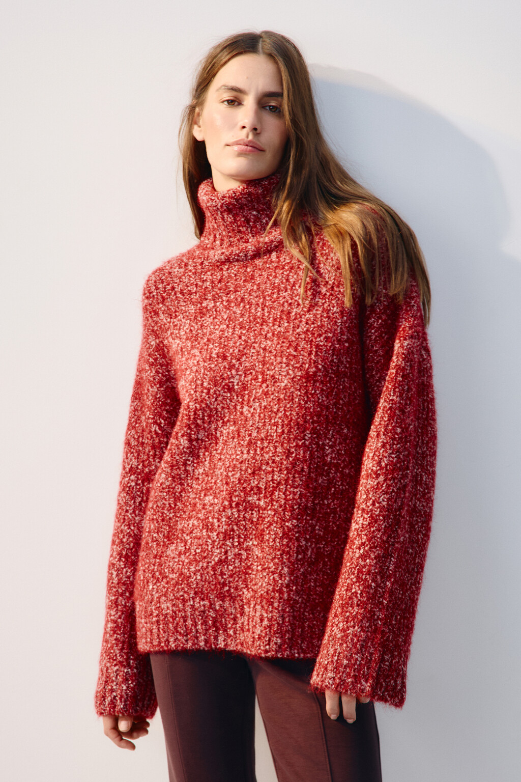 Свитер свободный с шерстью - цвет бордовый - 3