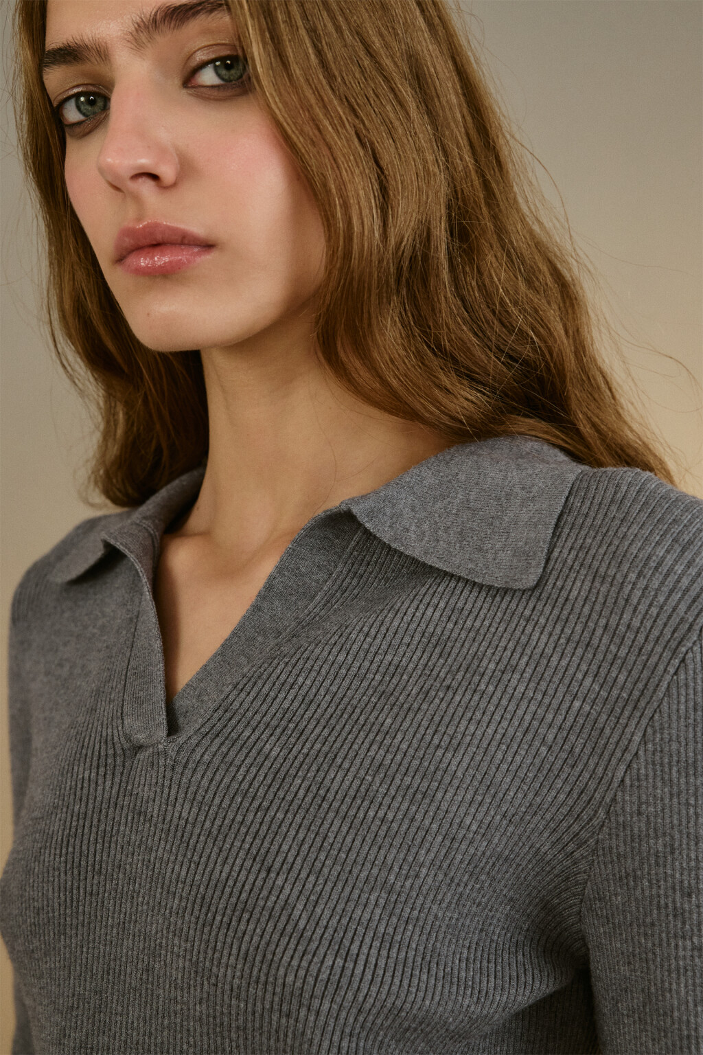 Джемпер вязаный с воротником-поло - цвет серый - 5