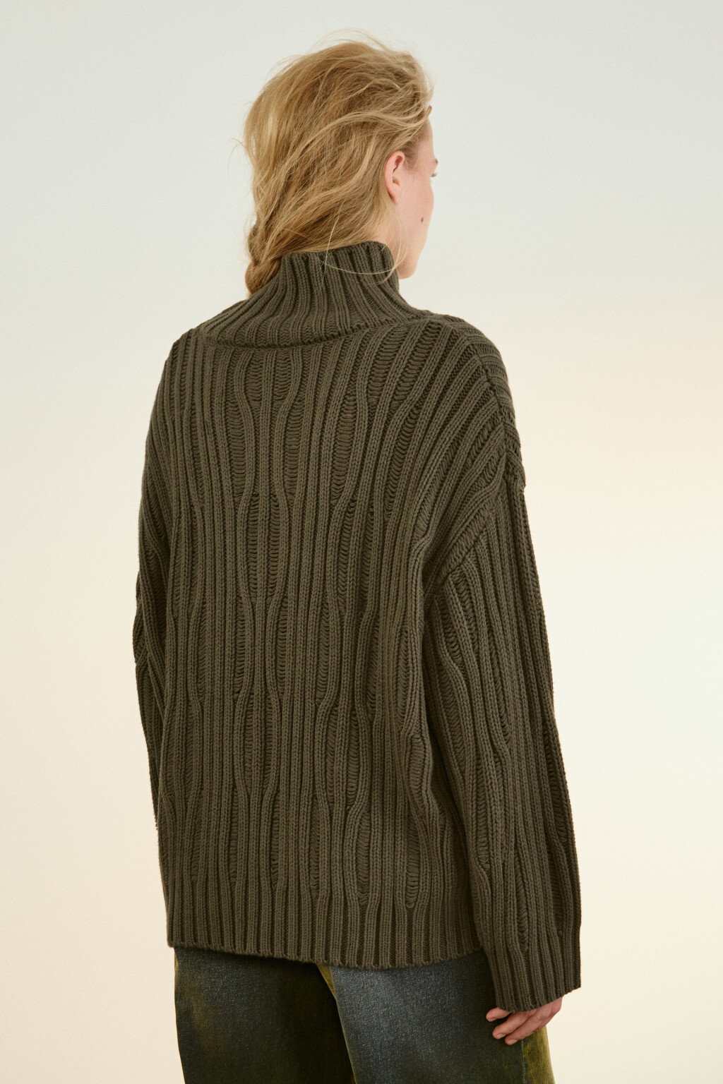 Свитер вязаный с узором - цвет зеленый - 3