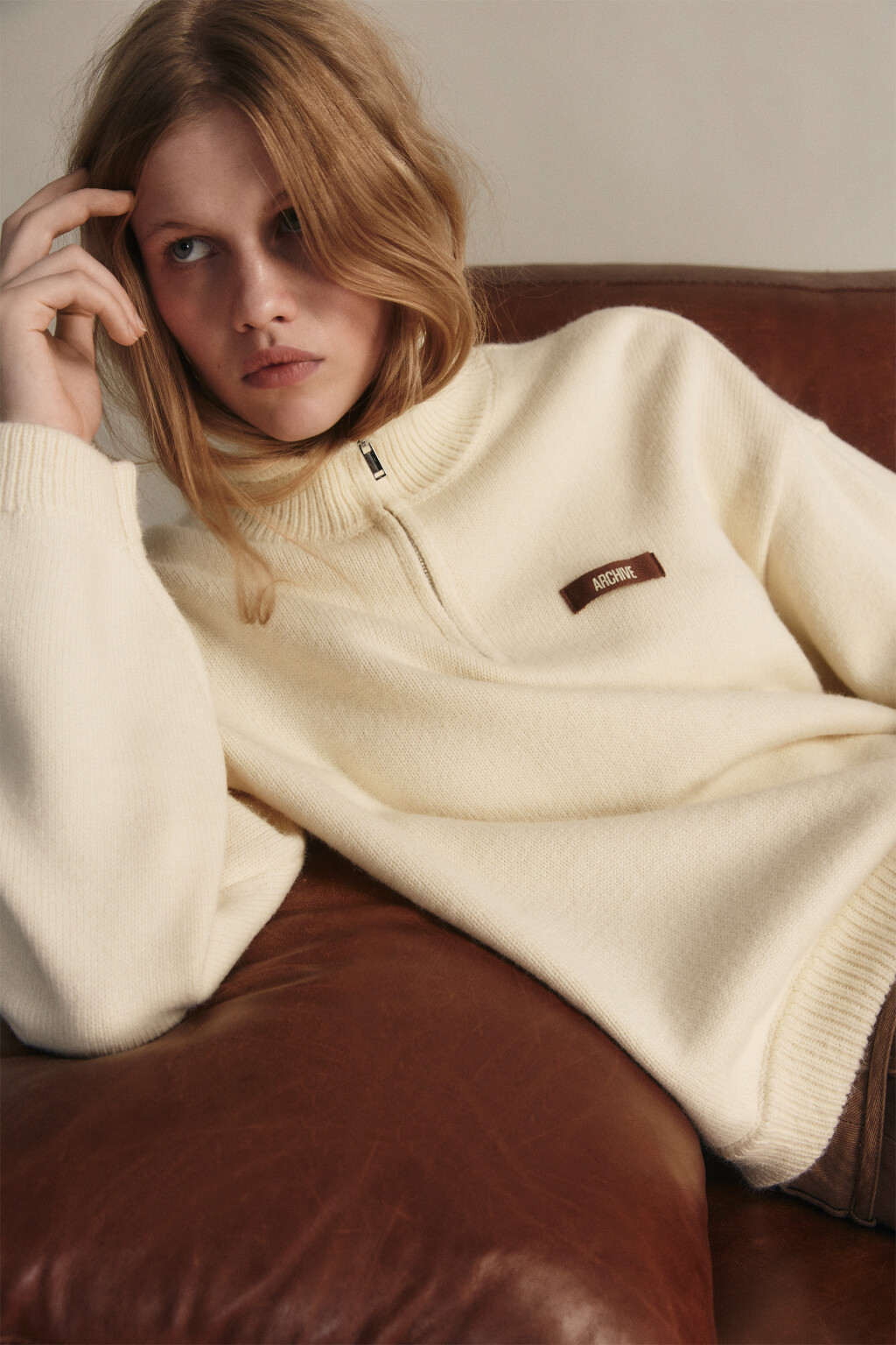 Джемпер на молнии вязаный с патчем - цвет ванильный - 1