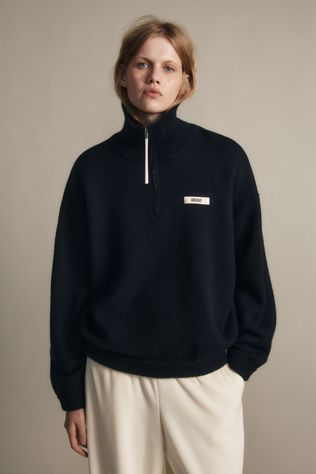 Джемпер на молнии вязаный с патчем - цвет синий - 1