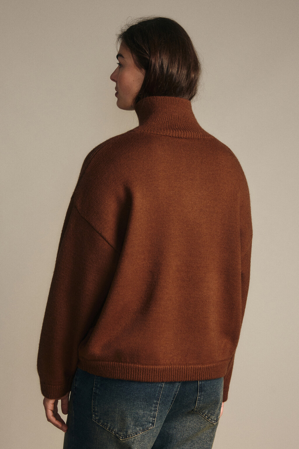 Джемпер на молнии вязаный с патчем - цвет коричневый - 3