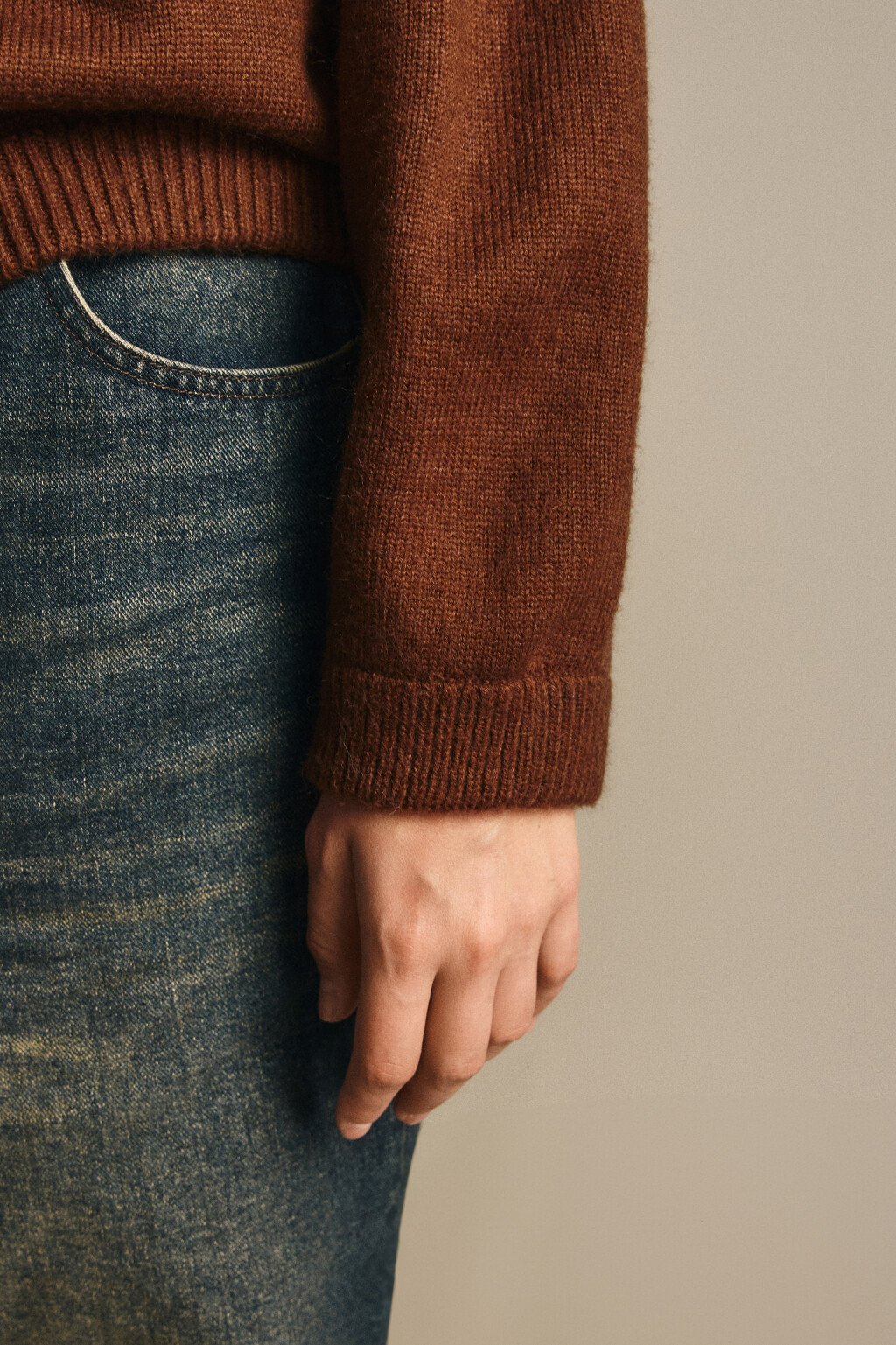 Джемпер на молнии вязаный с патчем - цвет коричневый - 6