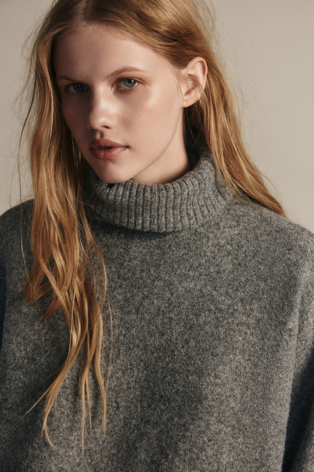 Свитер свободный с шерстью - цвет серый - 5