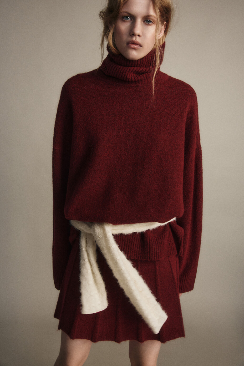Свитер свободный с шерстью - цвет бордовый - 1