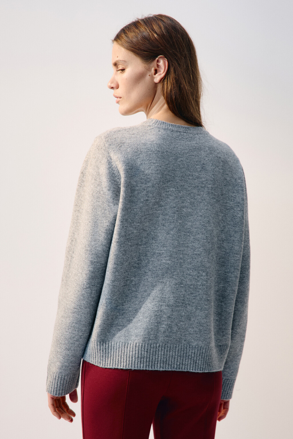 Джемпер вязаный с принтом - цвет серый - 3