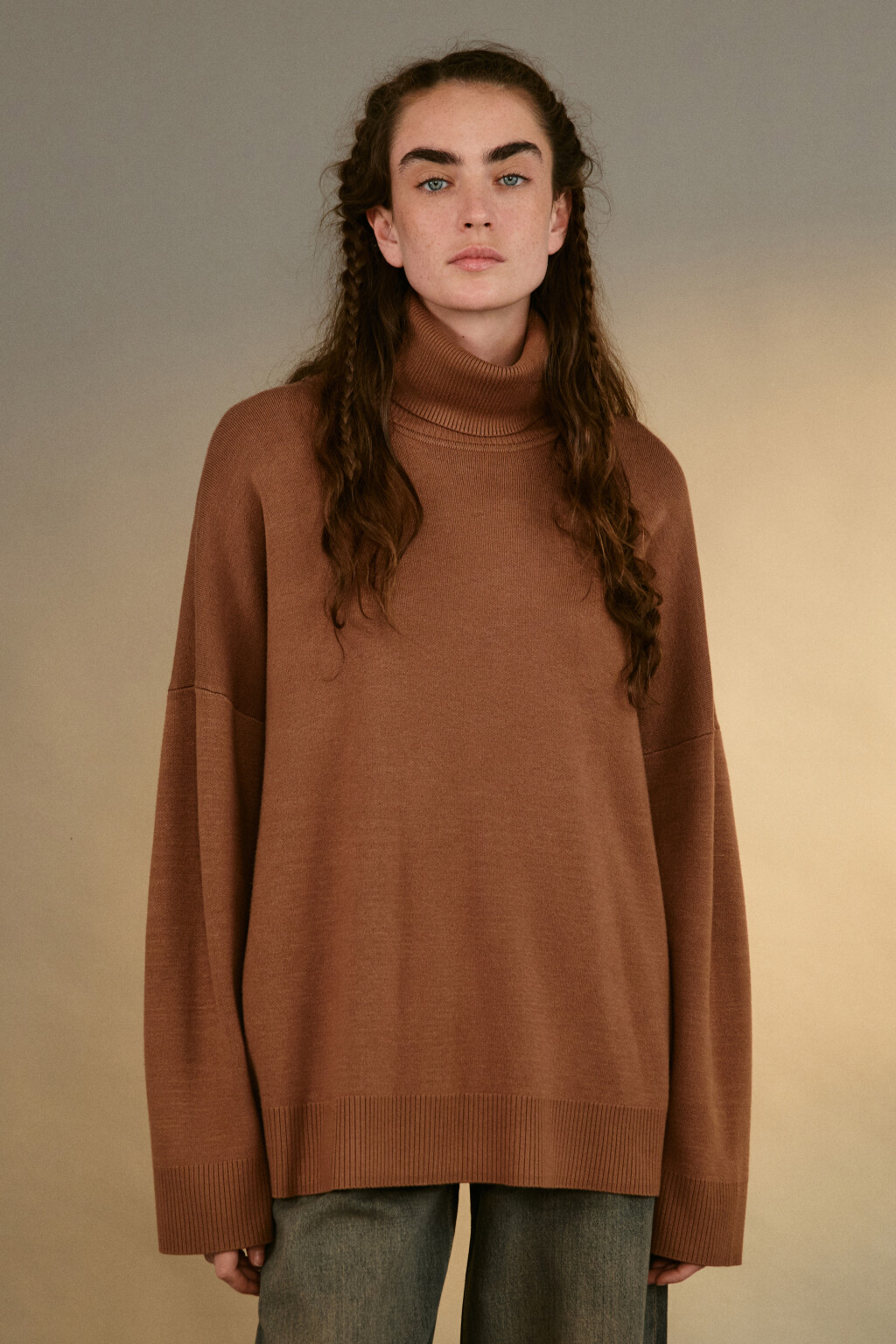 Свитер тонкий с высоким воротником - цвет красный - 3