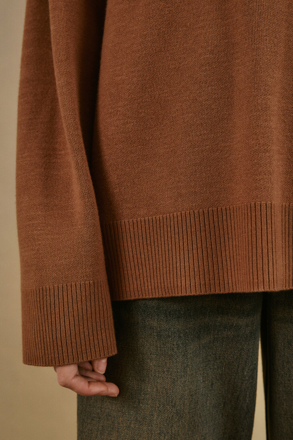 Свитер тонкий с высоким воротником - цвет красный - 7