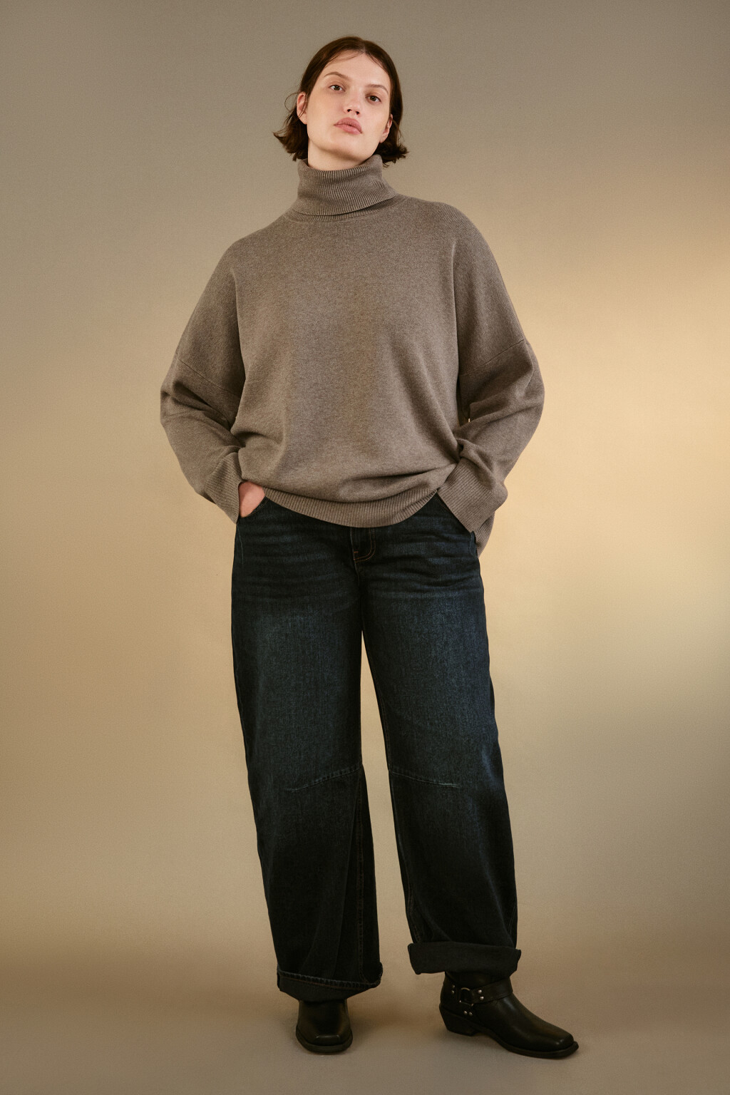 Свитер тонкий с высоким воротником - цвет бежевый - 4