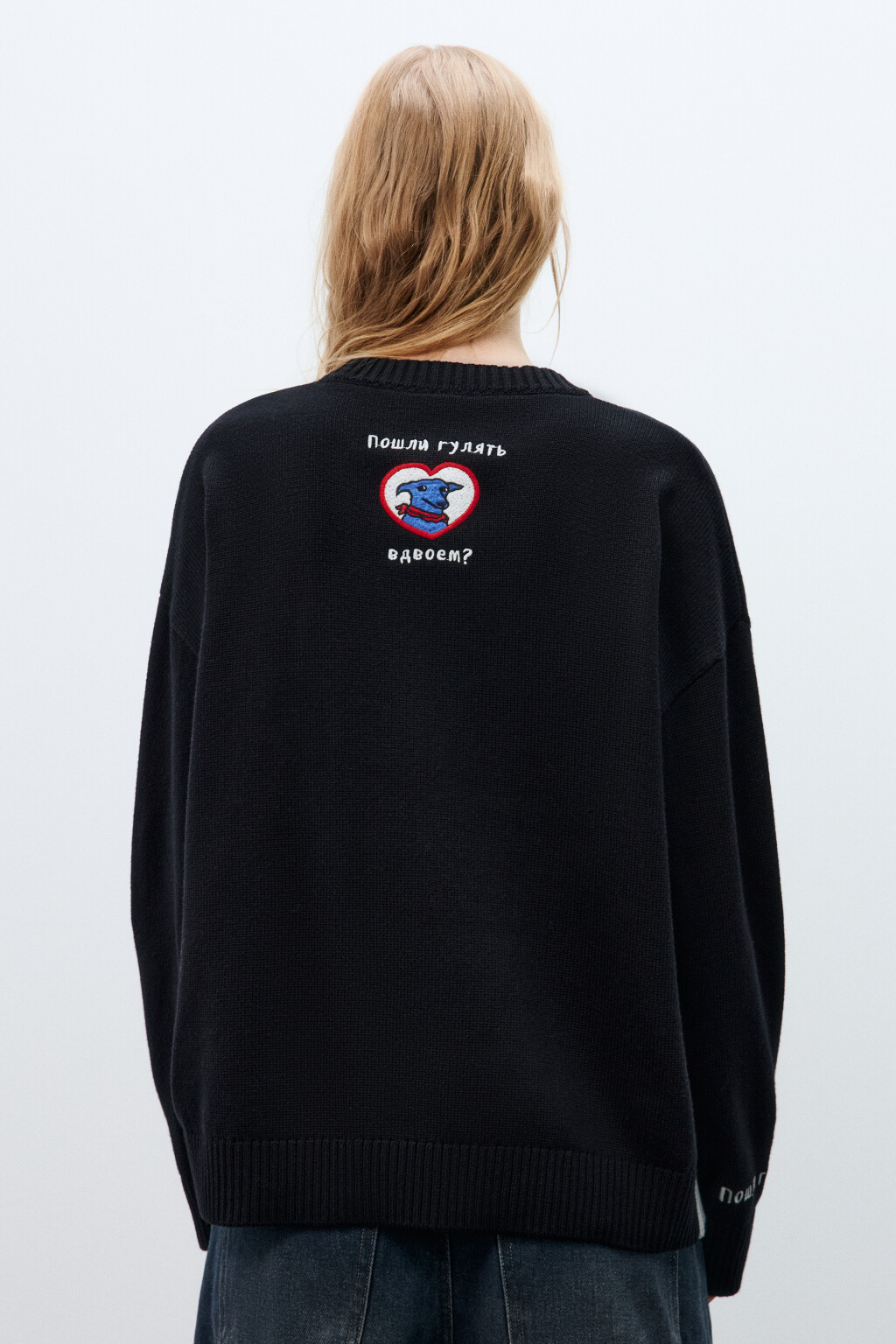Джемпер вязаный с патчами и надписями - цвет черный - 5