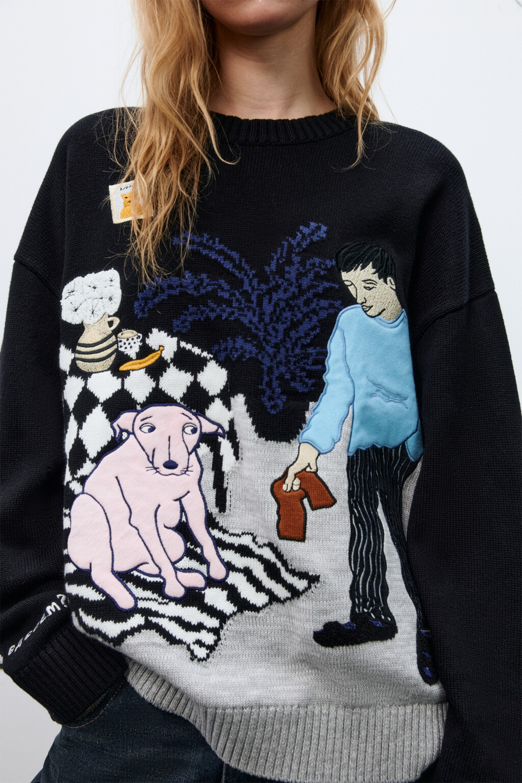 Джемпер вязаный с патчами и надписями - цвет черный - 7