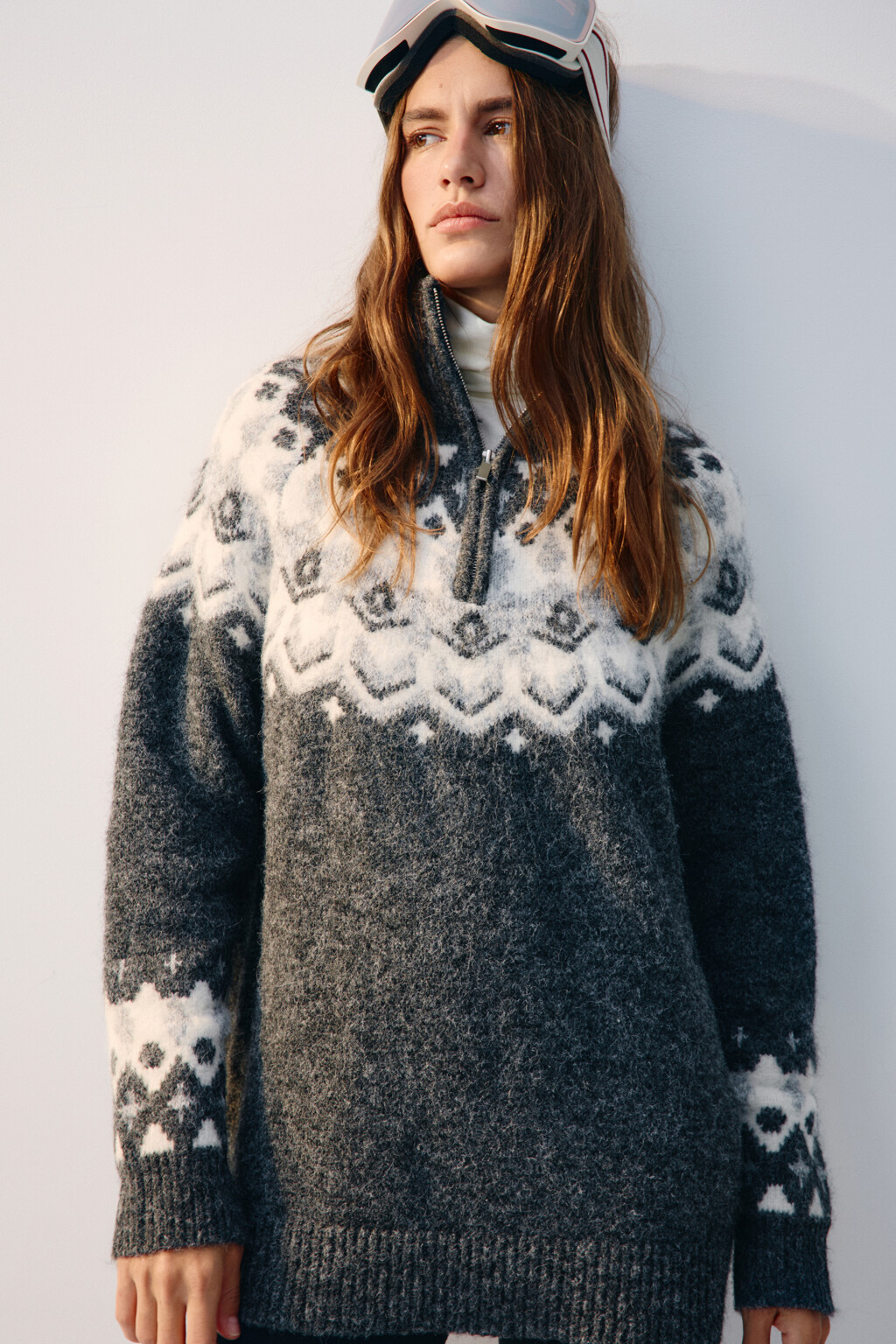 Свитер на молнии с узором - цвет серый - 1