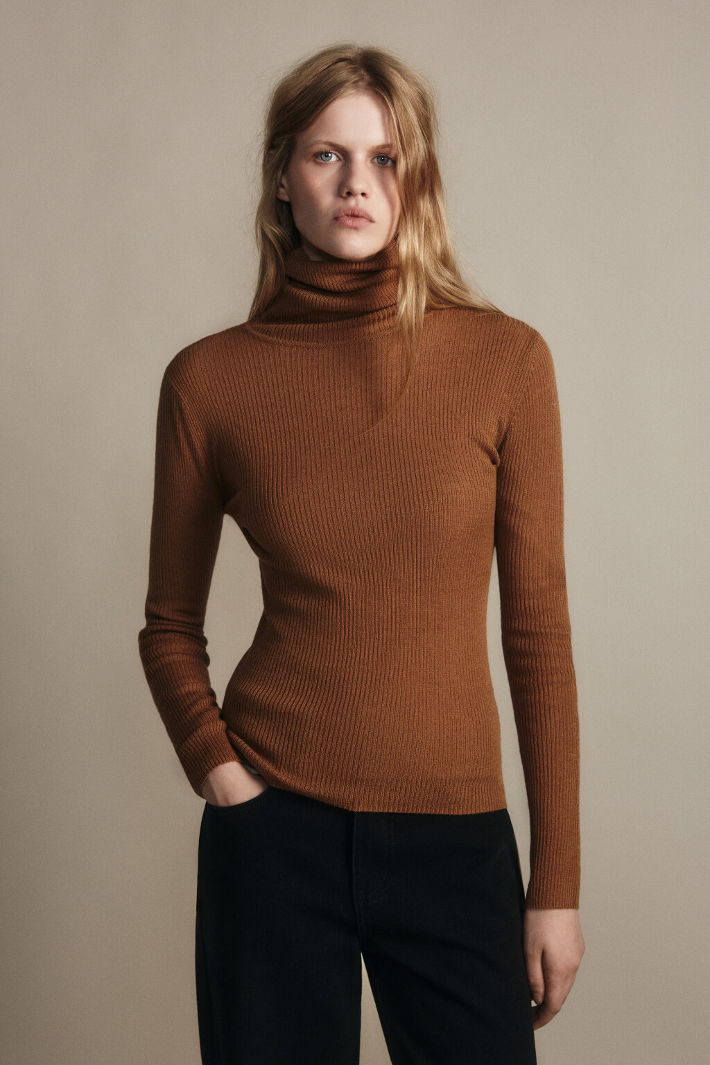 Водолазка в рубчик с шерстью - цвет красный - 2