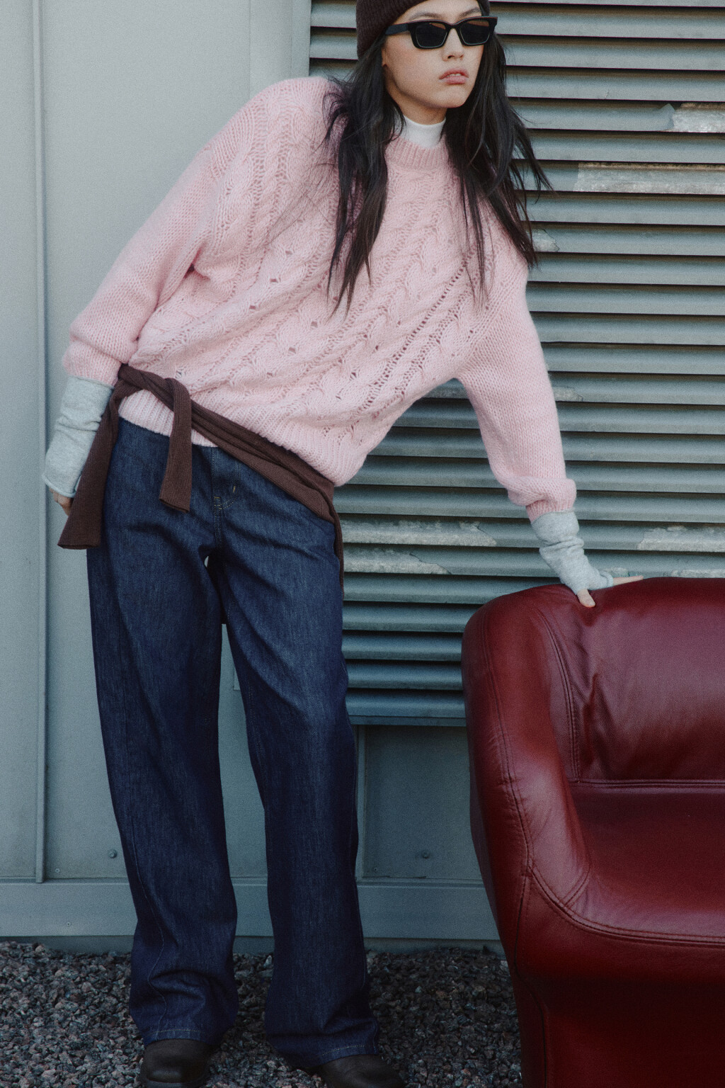 Джемпер вязаный с узором-косичкой - цвет розовый - 2