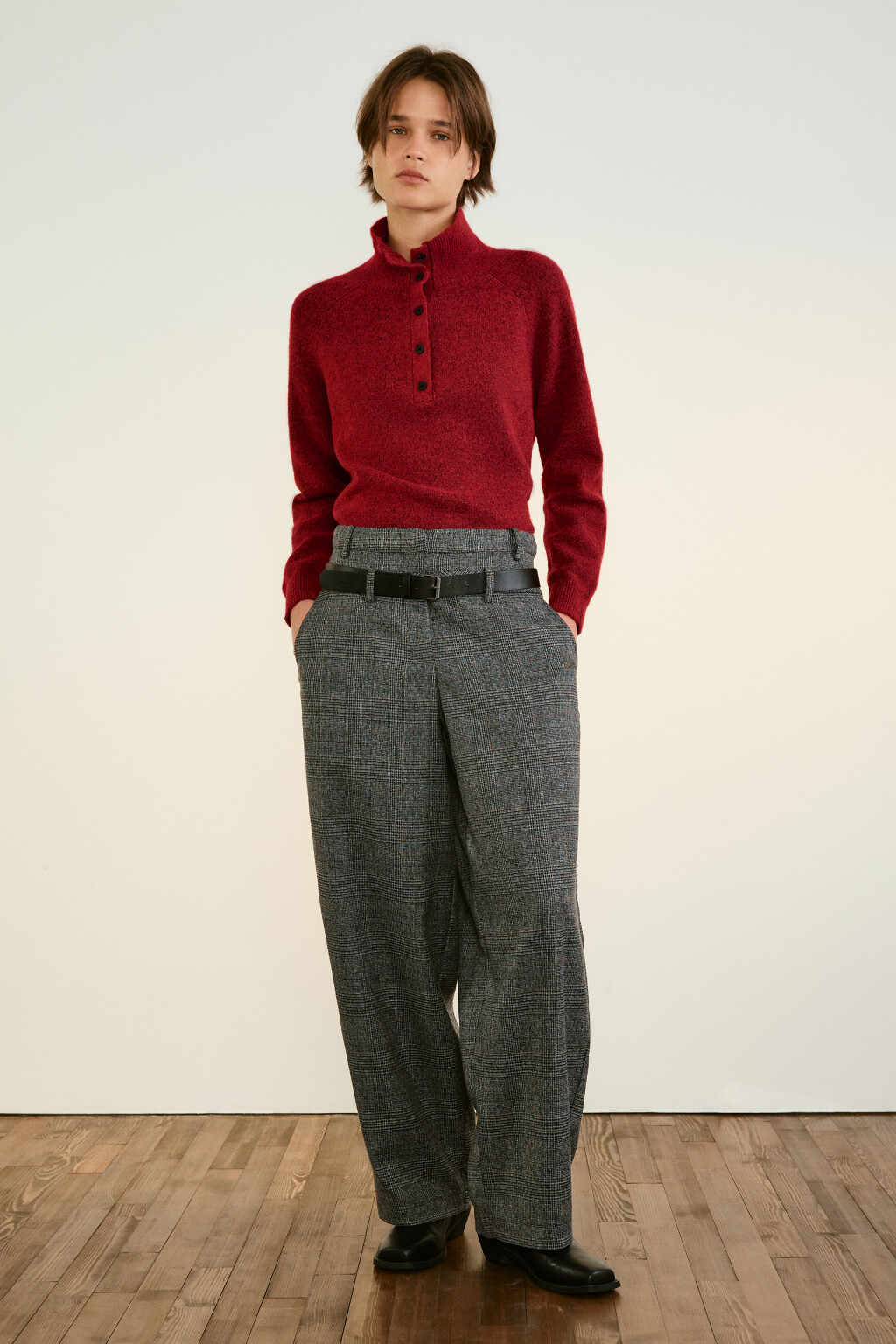 Джемпер с воротником на пуговицах - цвет красный - 4