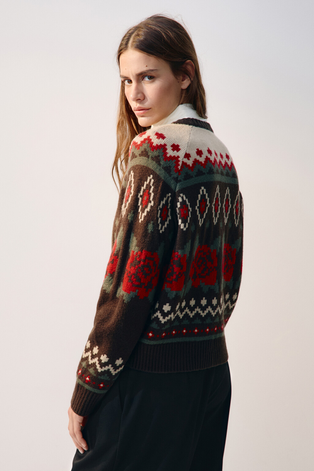 Кардиган на молнии вязаный с узором - цвет белый - 4