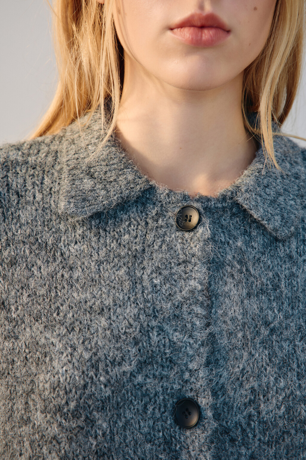 Кардиган на пуговицах с карманами - цвет серый - 6