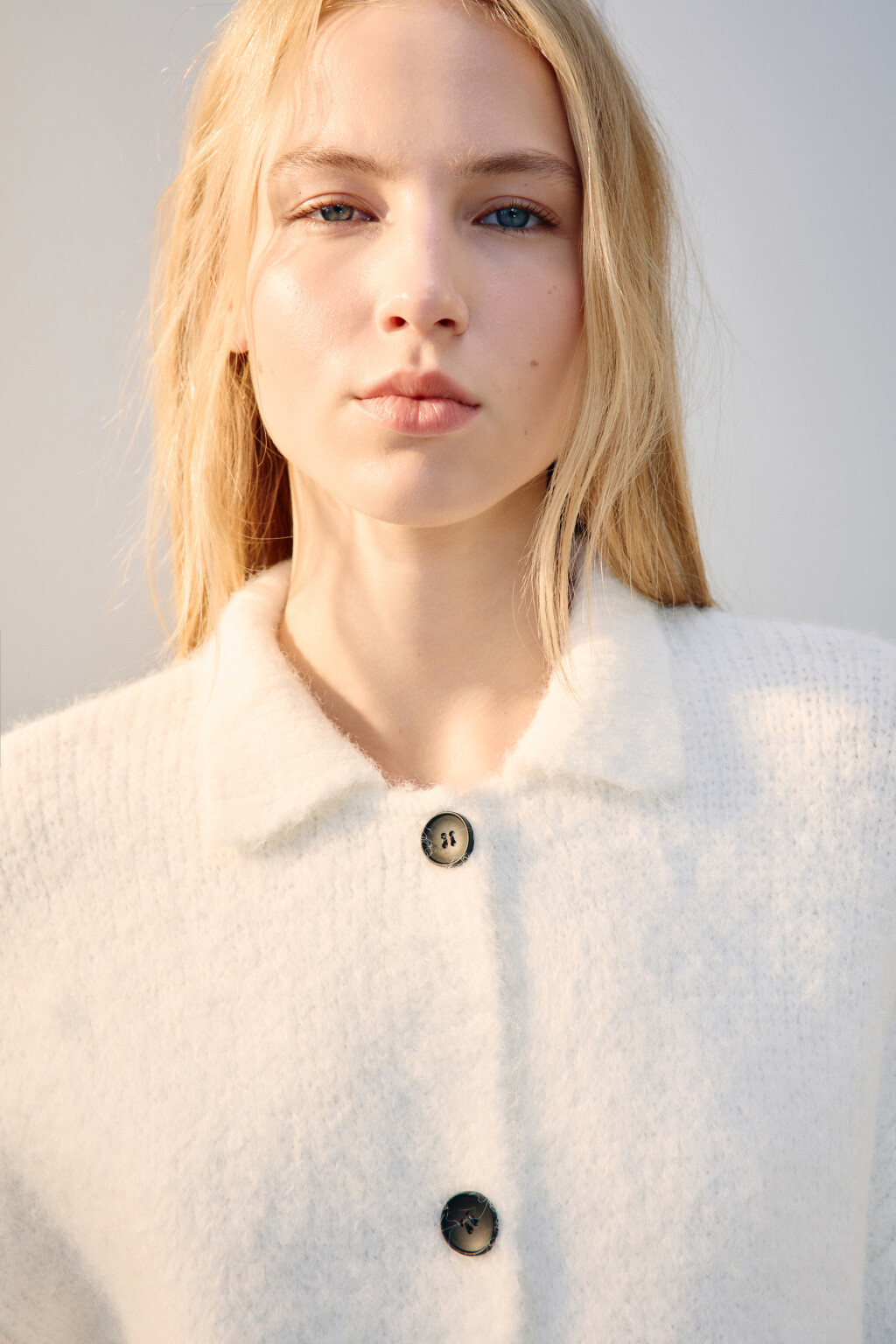 Кардиган на пуговицах с карманами - цвет молочный - 6