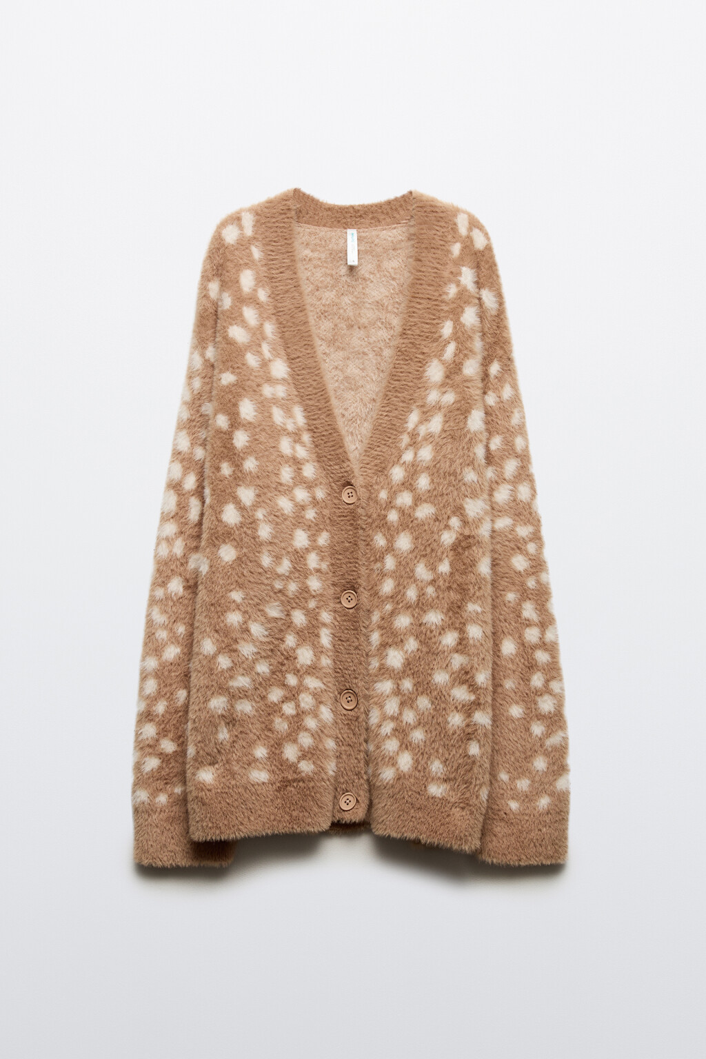 Кардиган на пуговицах пушистый - цвет бежевый - 9