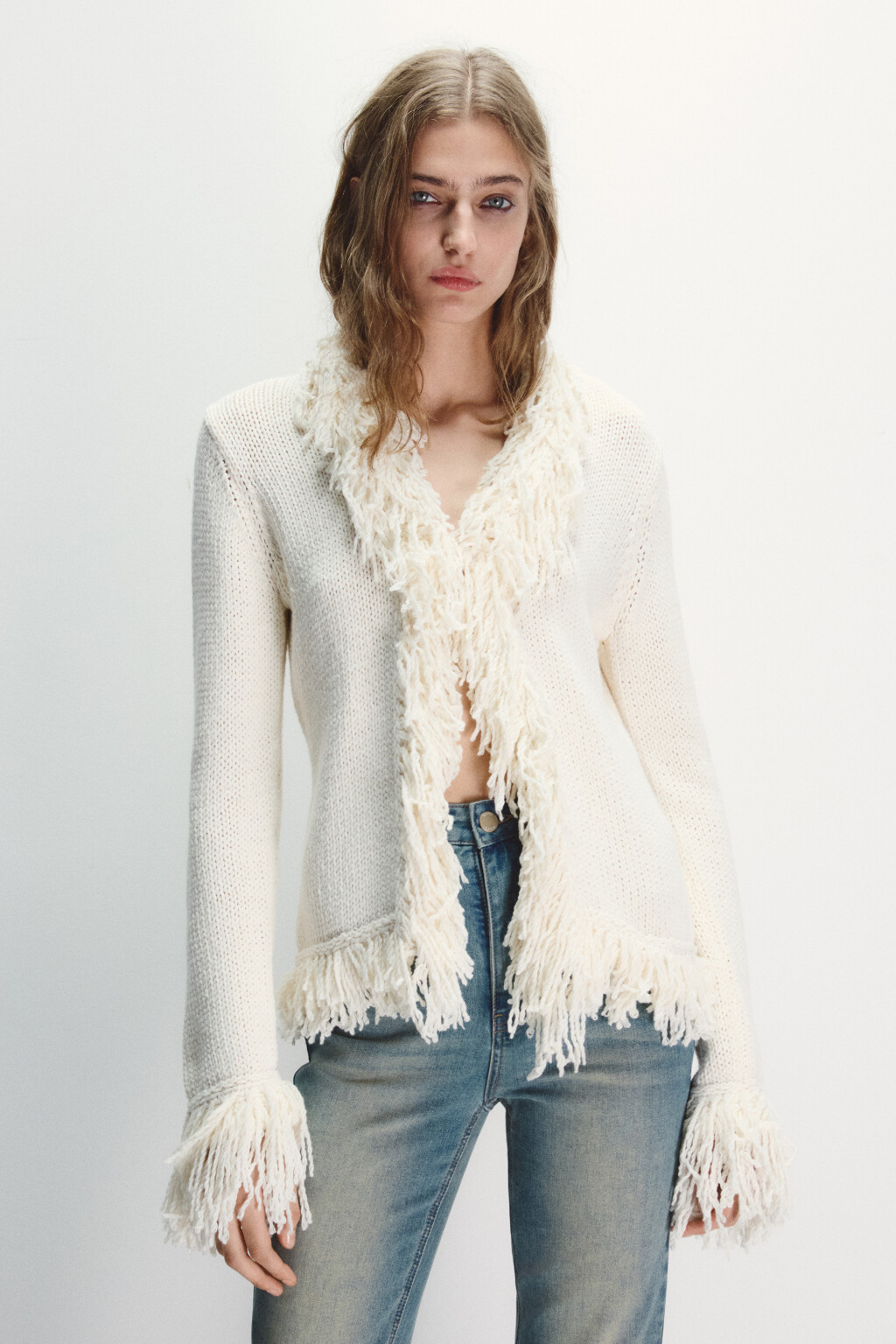 Кардиган без застежки с бахромой - цвет молочный - 2