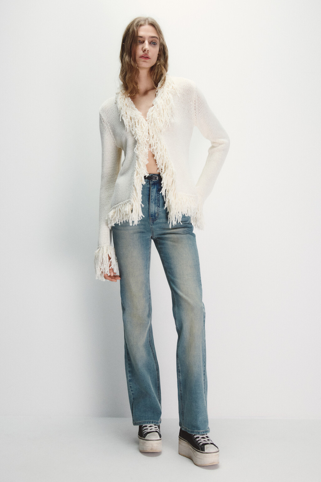 Кардиган без застежки с бахромой - цвет молочный - 4