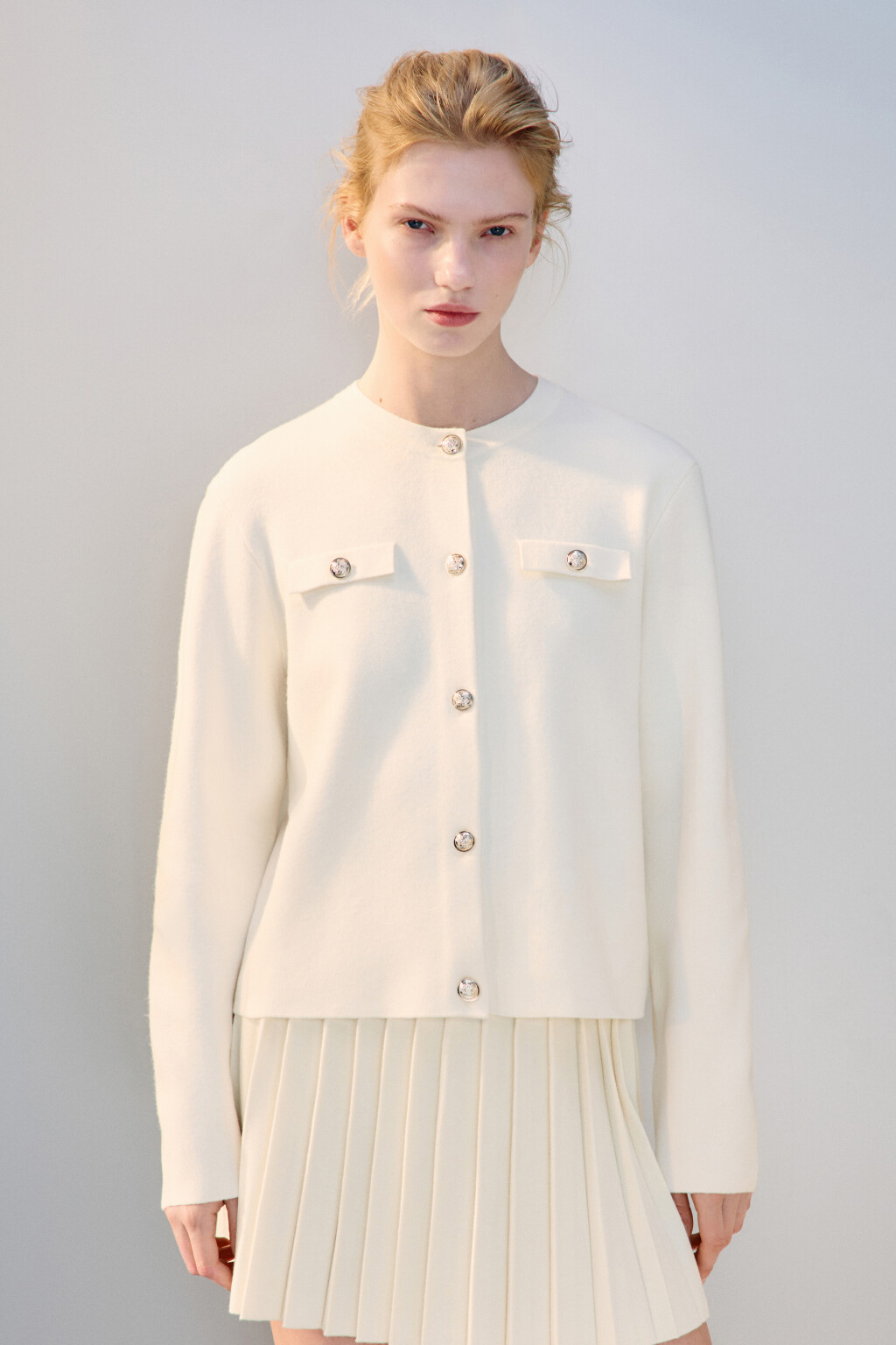 Кардиган жаккардовый на пуговицах - цвет молочный - 2