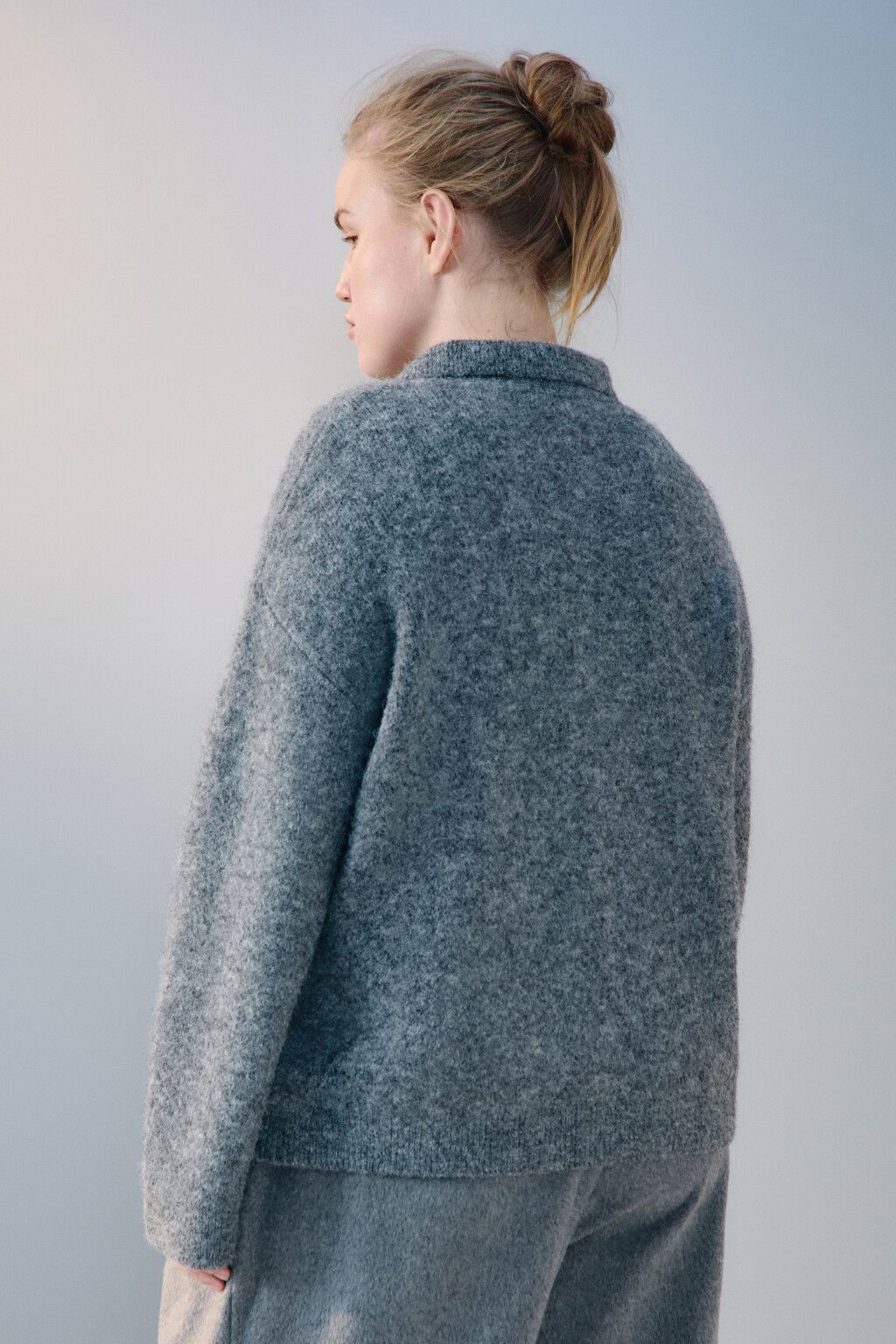 Кардиган на пуговицах с шерстью - цвет серый - 4