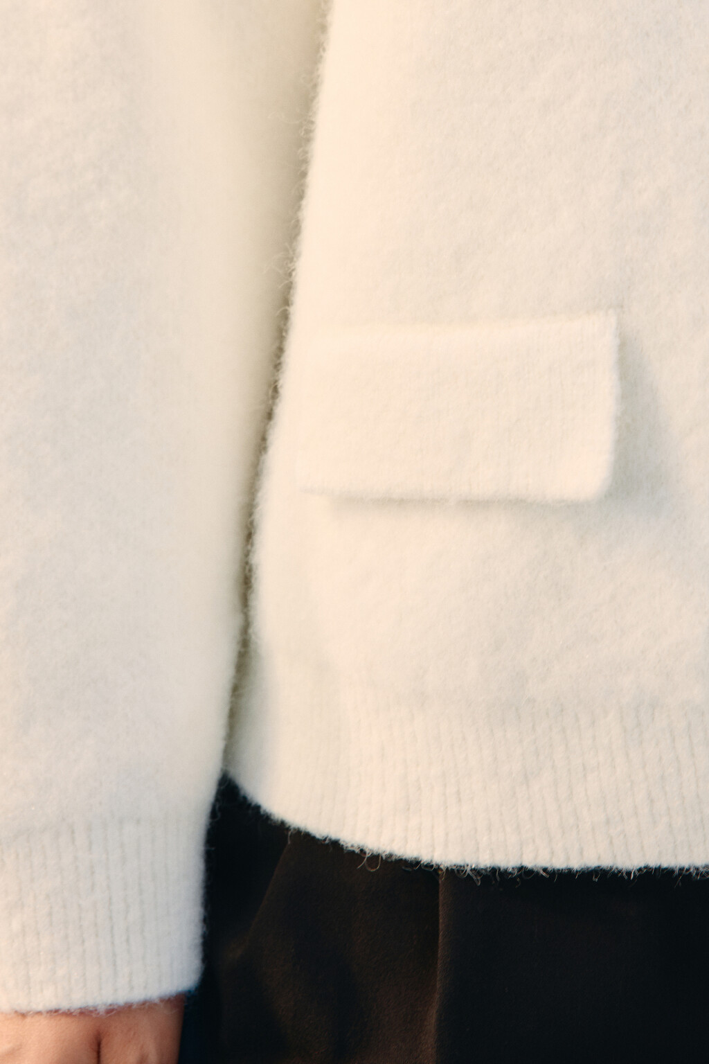 Кардиган на пуговицах с шерстью - цвет молочный - 6