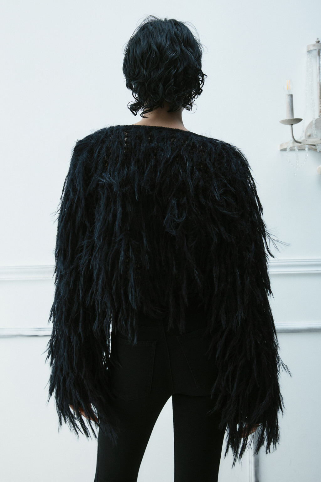 Кардиган без застежки с бахромой - цвет черный - 4