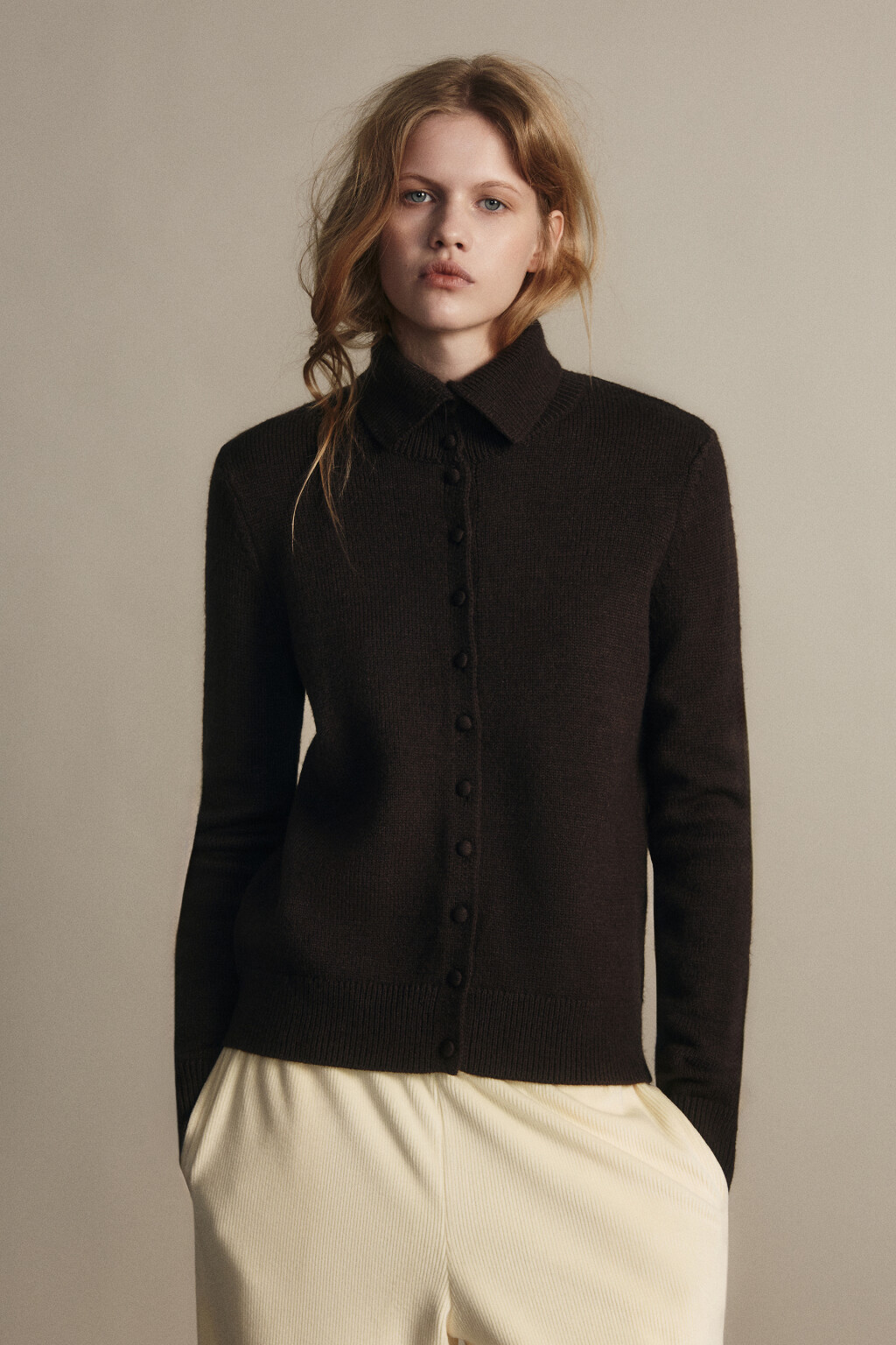 Кардиган укороченный со стойкой - цвет коричневый - 3