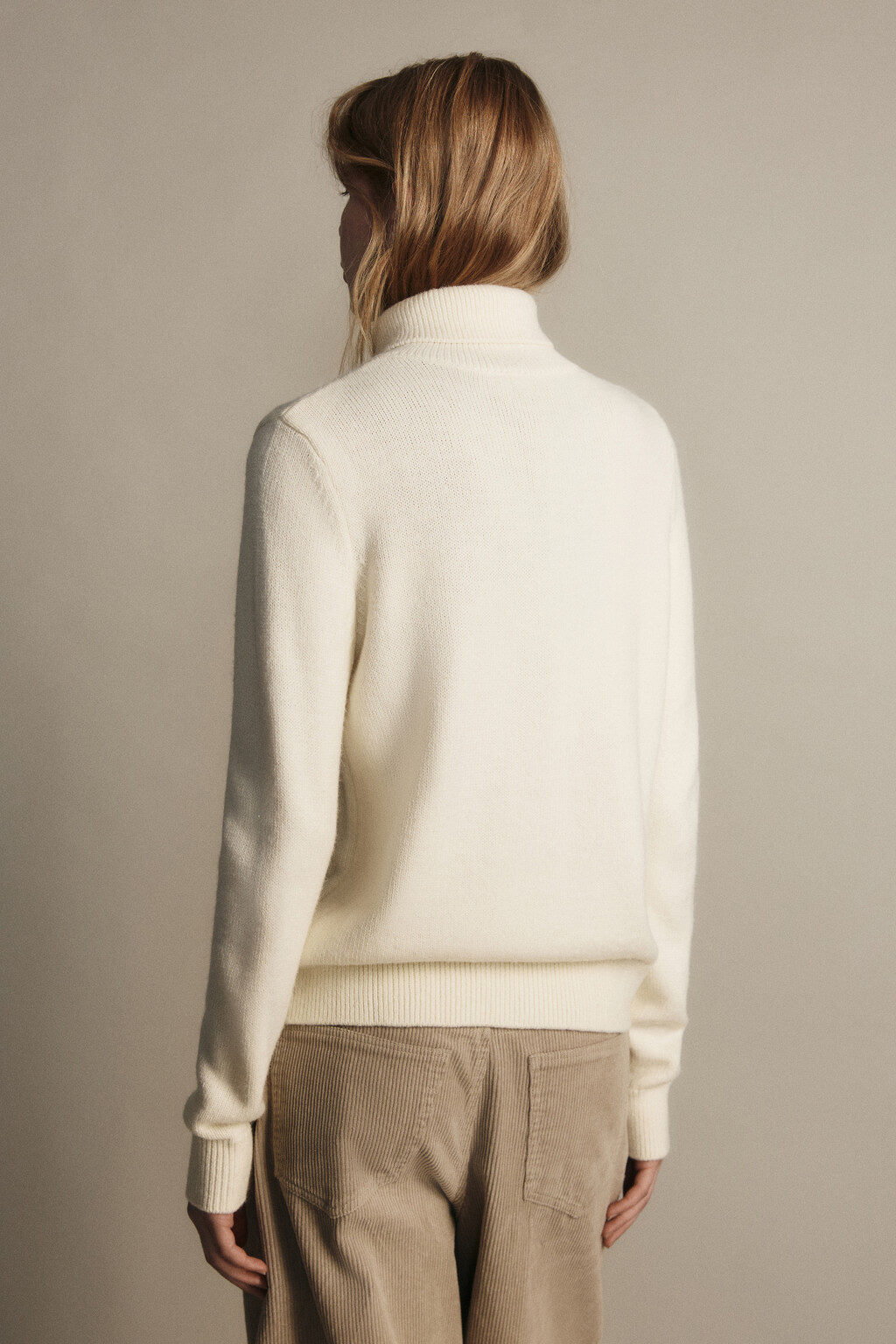 Кардиган укороченный со стойкой - цвет молочный - 4