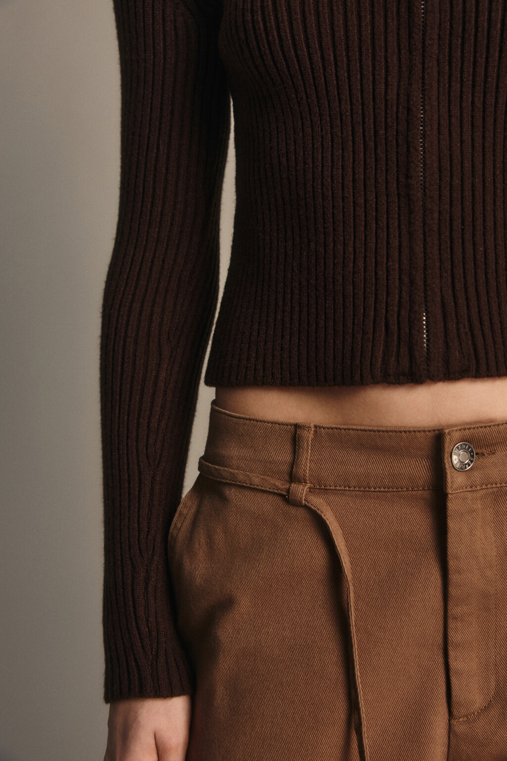 Кардиган на молнии с меховым воротником - цвет коричневый - 7