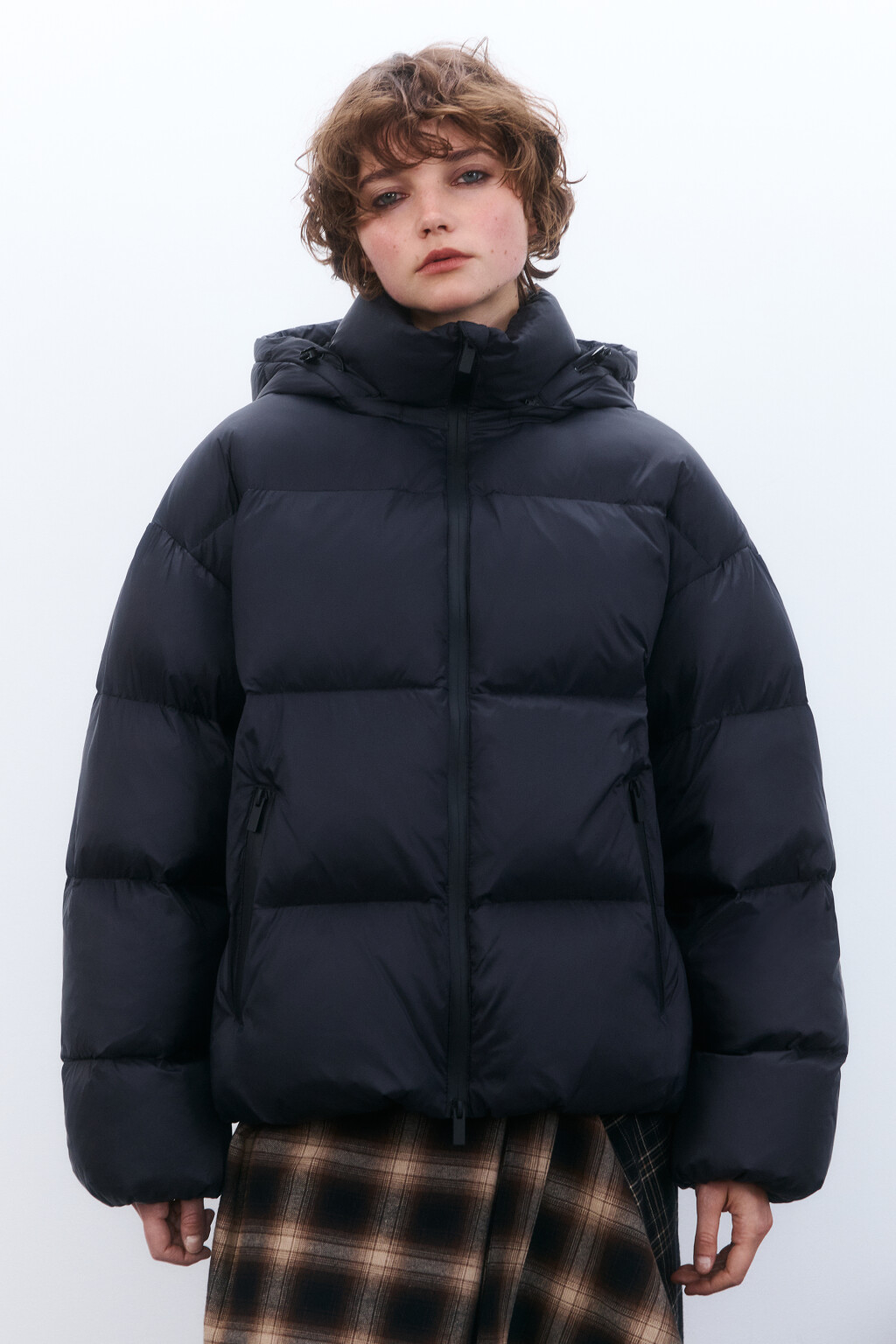 Пуховик на натуральном утеплителе - цвет черный - 2
